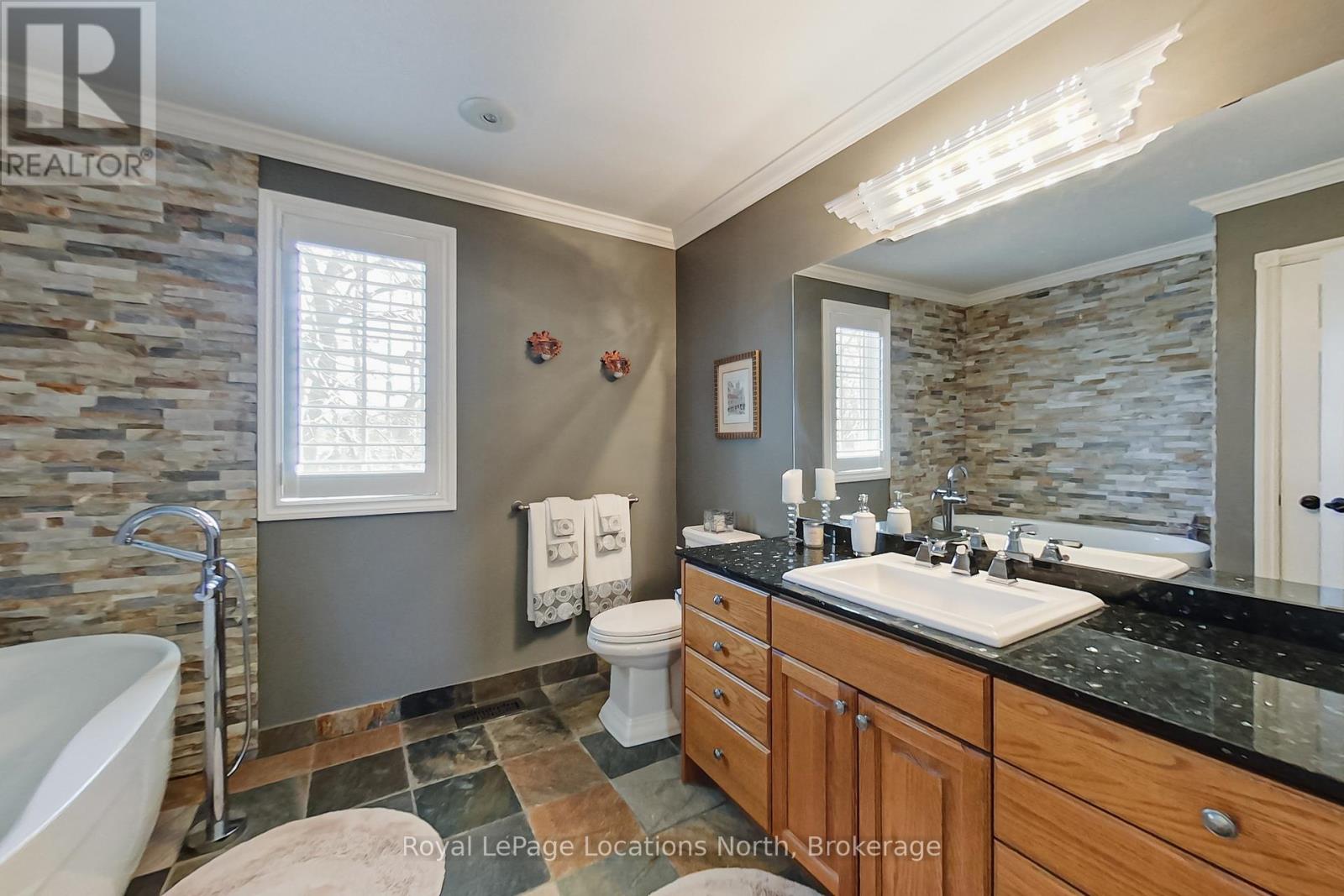 110 Liisa's Lane, Blue Mountains, Ontario  L9Y 0M3 - Photo 22 - X12913010