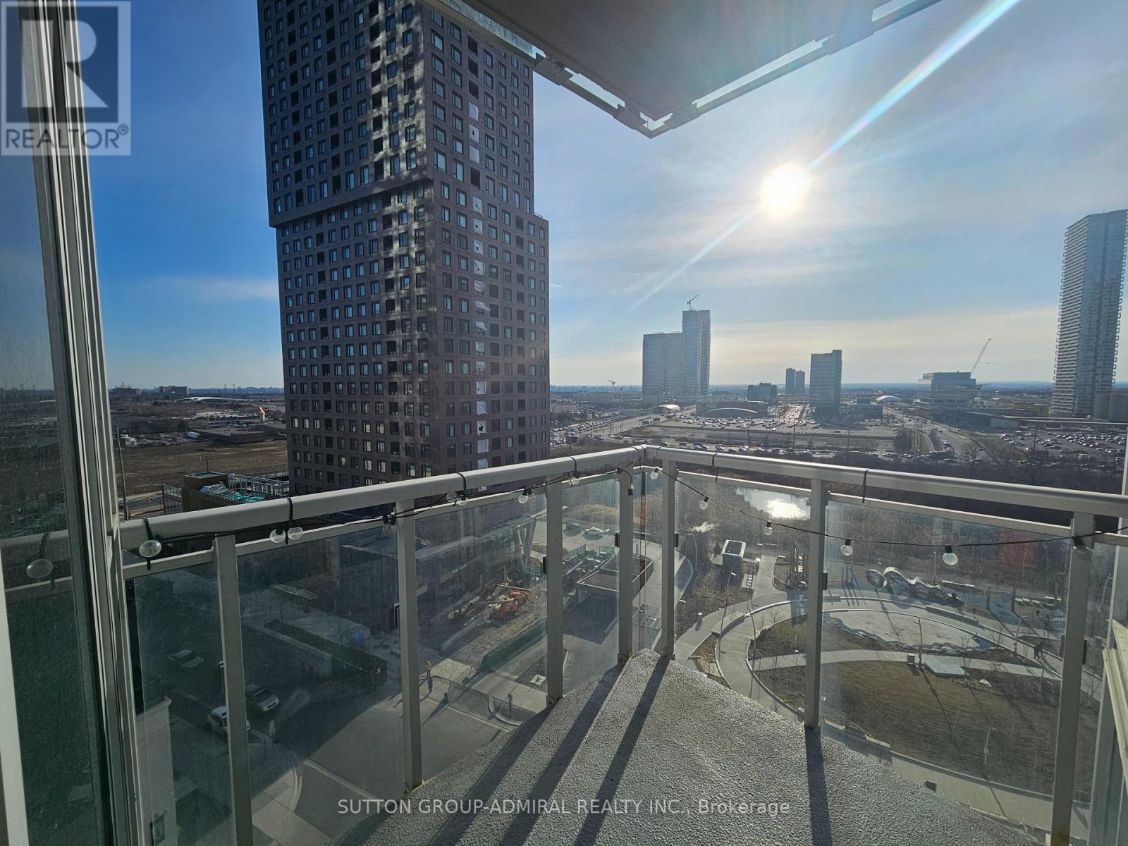 1003 - 2916 Highway 7 Road, Vaughan, Ontario  L4K 0K6 - Photo 11 - N12912992