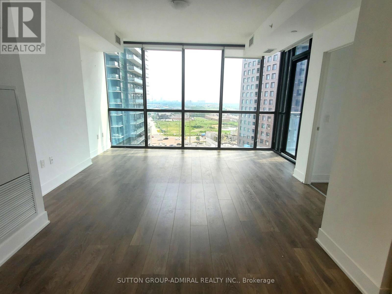 1003 - 2916 Highway 7 Road, Vaughan, Ontario  L4K 0K6 - Photo 2 - N12912992