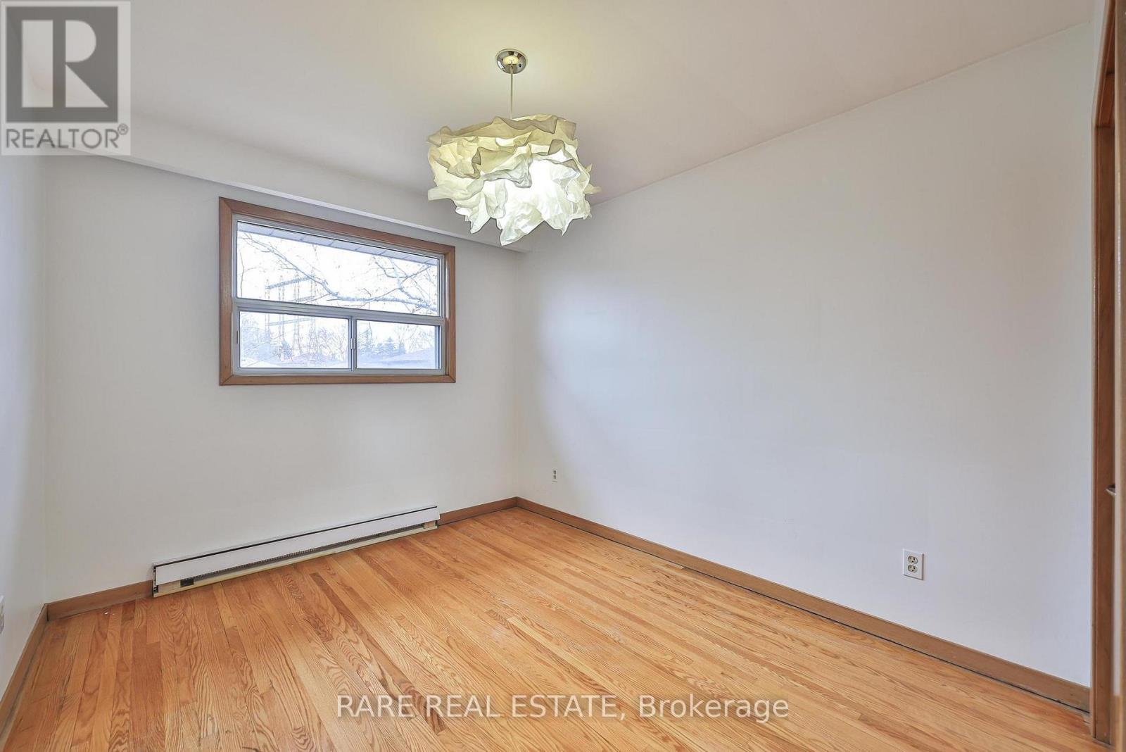 2348 Denise Road, Mississauga, Ontario  L4X 1J4 - Photo 24 - W12913000