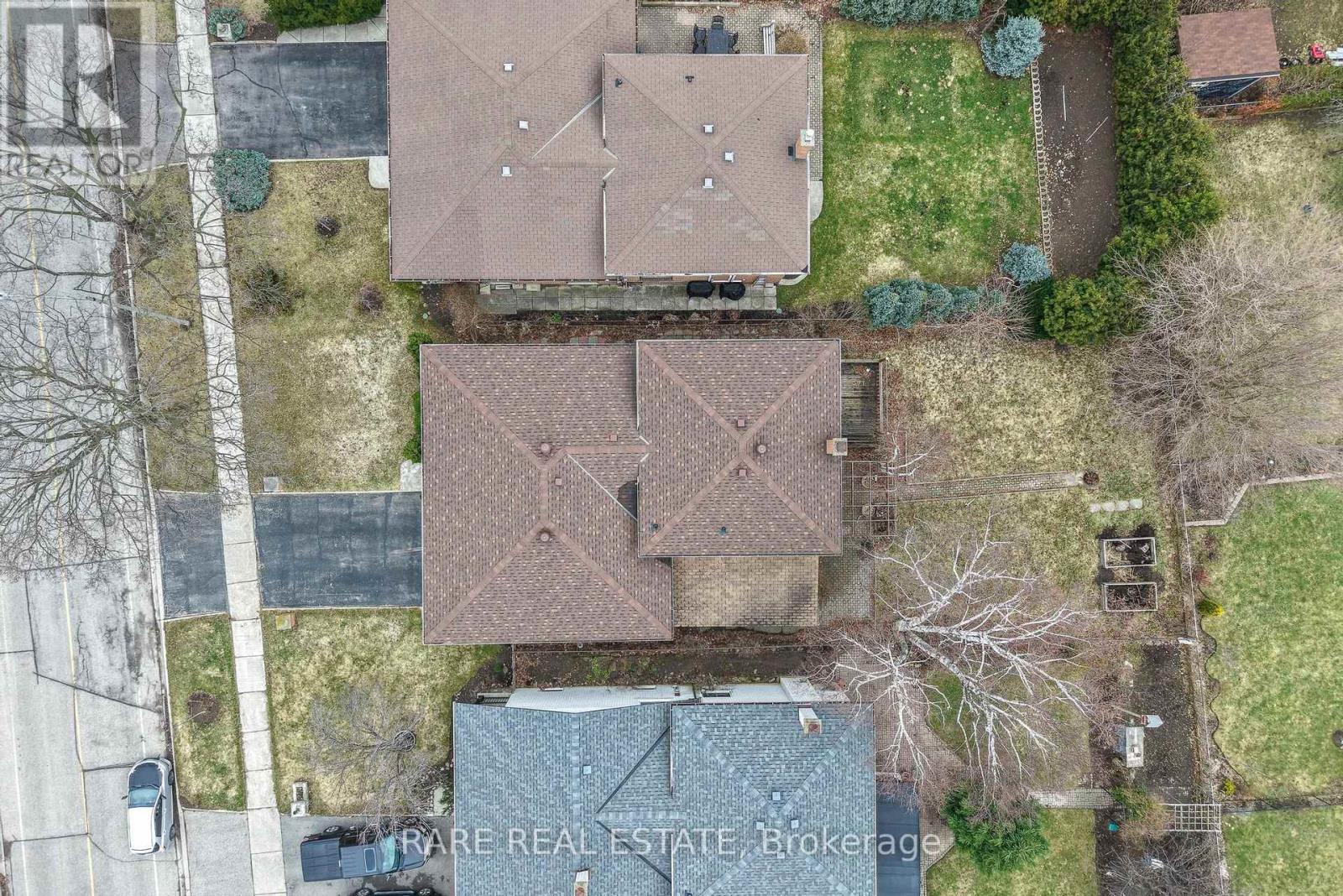 2348 Denise Road, Mississauga, Ontario  L4X 1J4 - Photo 3 - W12913000