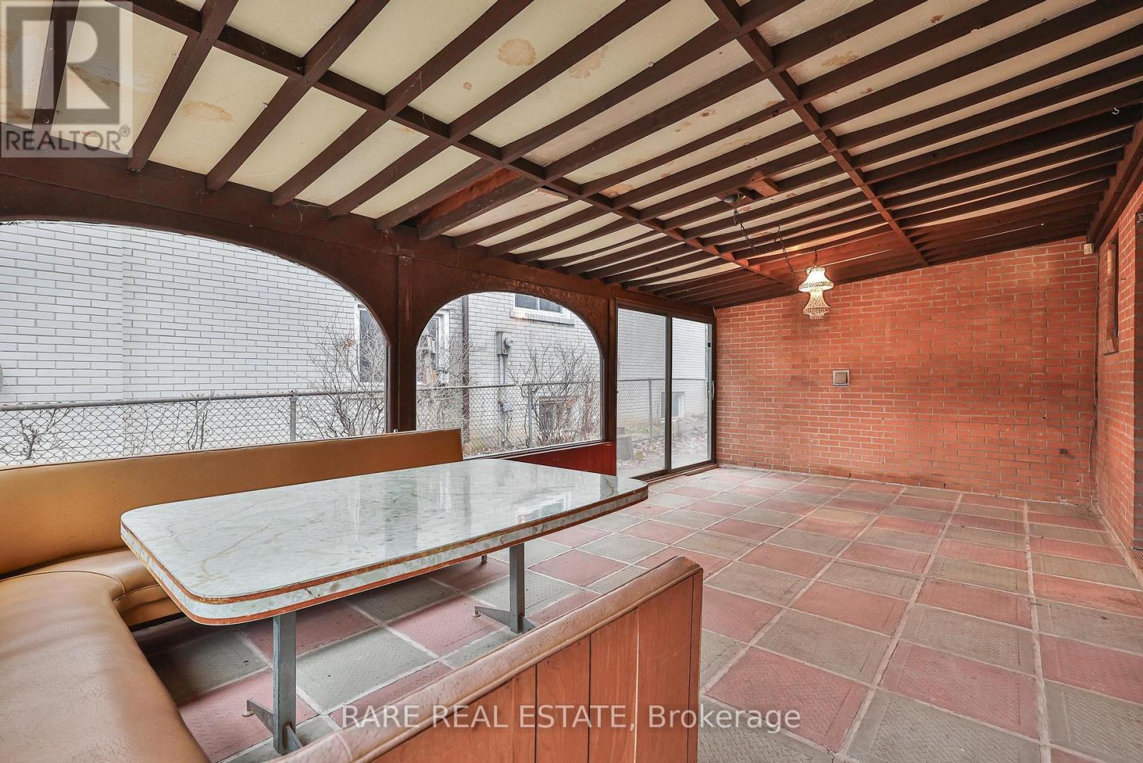 2348 Denise Road, Mississauga, Ontario  L4X 1J4 - Photo 8 - W12913000