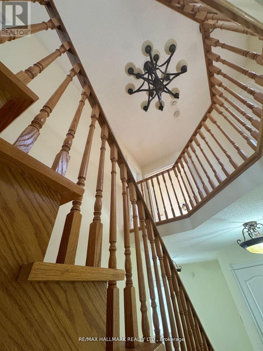 203 Landsbridge Street, Caledon, Ontario  L7E 2J6 - Photo 16 - W12913006