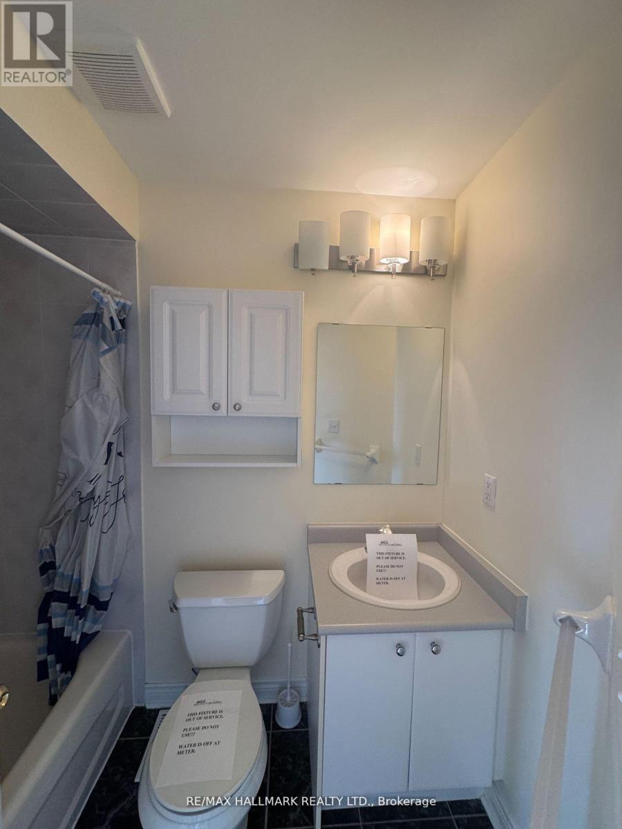 203 Landsbridge Street, Caledon, Ontario  L7E 2J6 - Photo 27 - W12913006