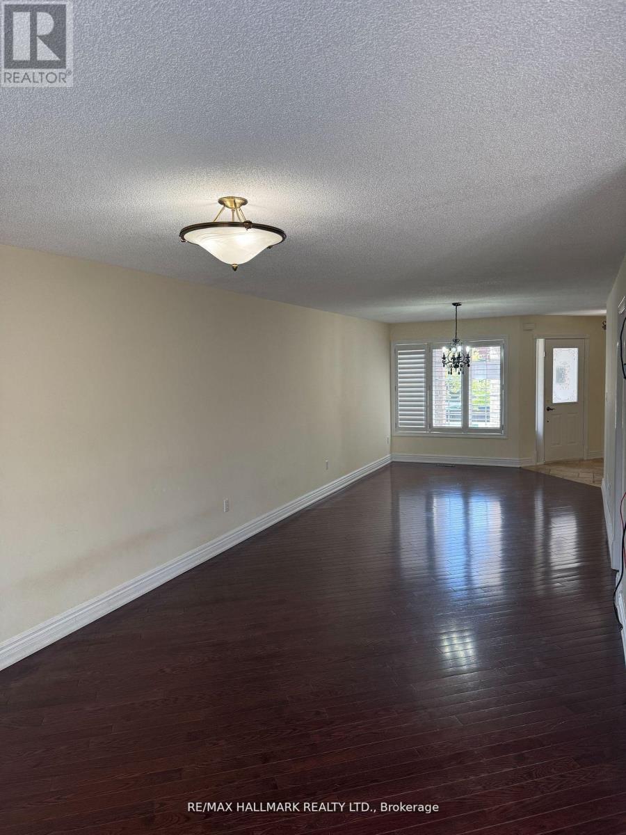 203 Landsbridge Street, Caledon, Ontario  L7E 2J6 - Photo 5 - W12913006