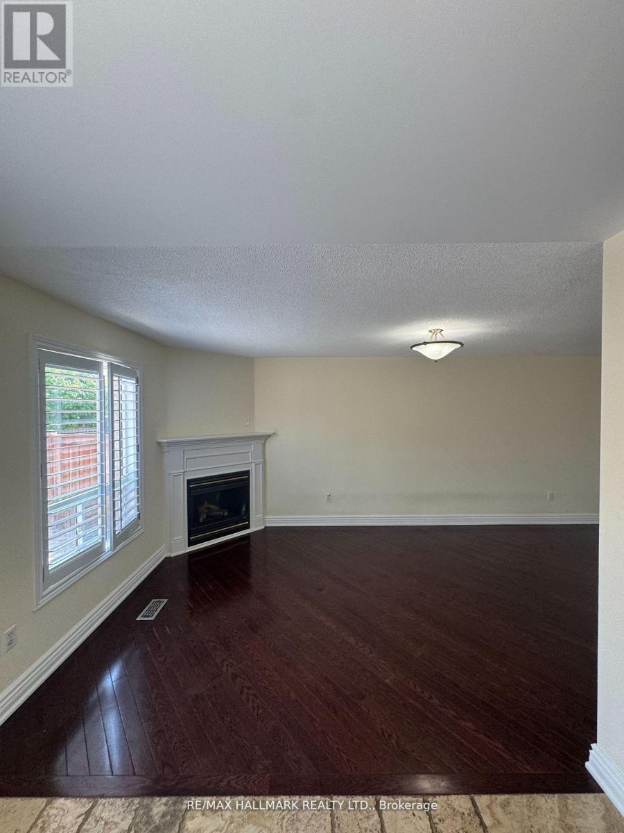 203 Landsbridge Street, Caledon, Ontario  L7E 2J6 - Photo 6 - W12913006