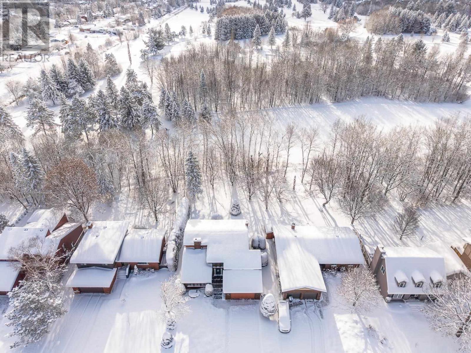 109 Greenview Lane, Sault Ste. Marie, Ontario  P6A 6L1 - Photo 49 - SM260395