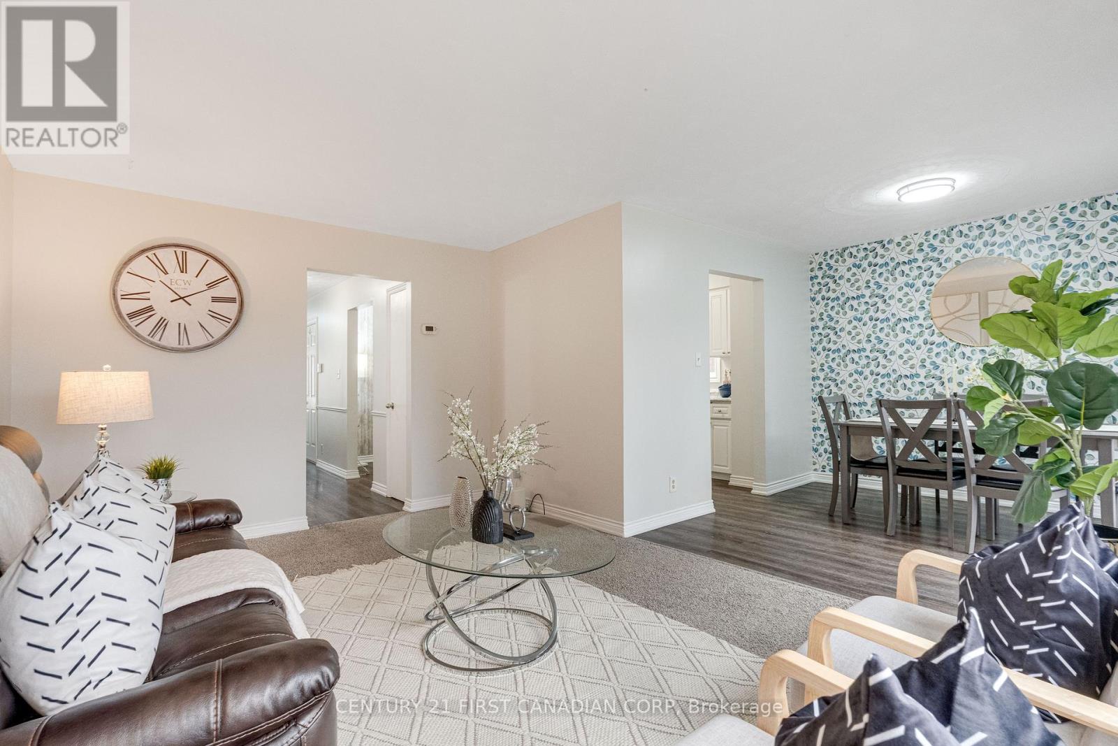 15 Mohican Drive, Woodstock, Ontario  N4T 1H4 - Photo 10 - X12913040