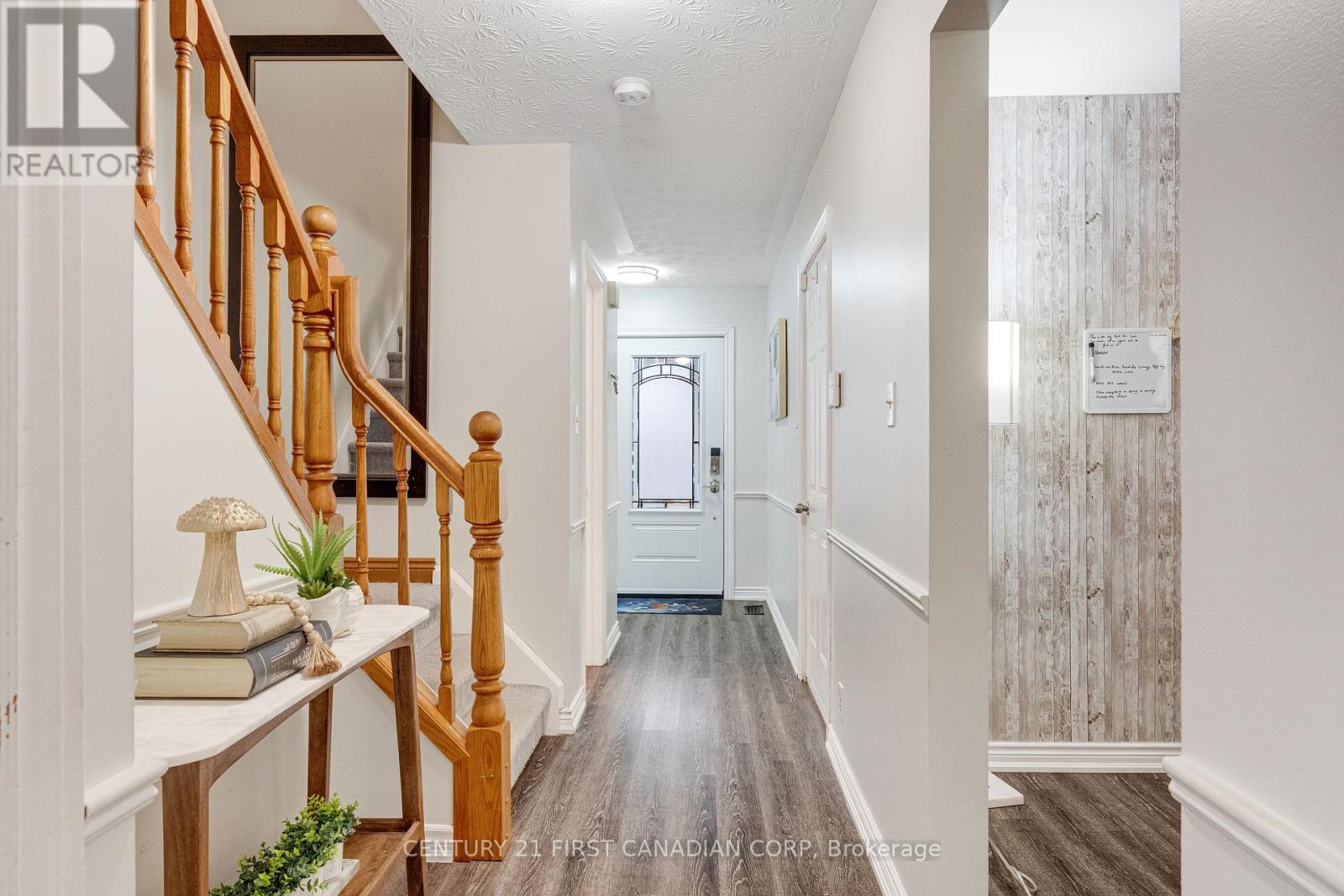 15 Mohican Drive, Woodstock, Ontario  N4T 1H4 - Photo 16 - X12913040