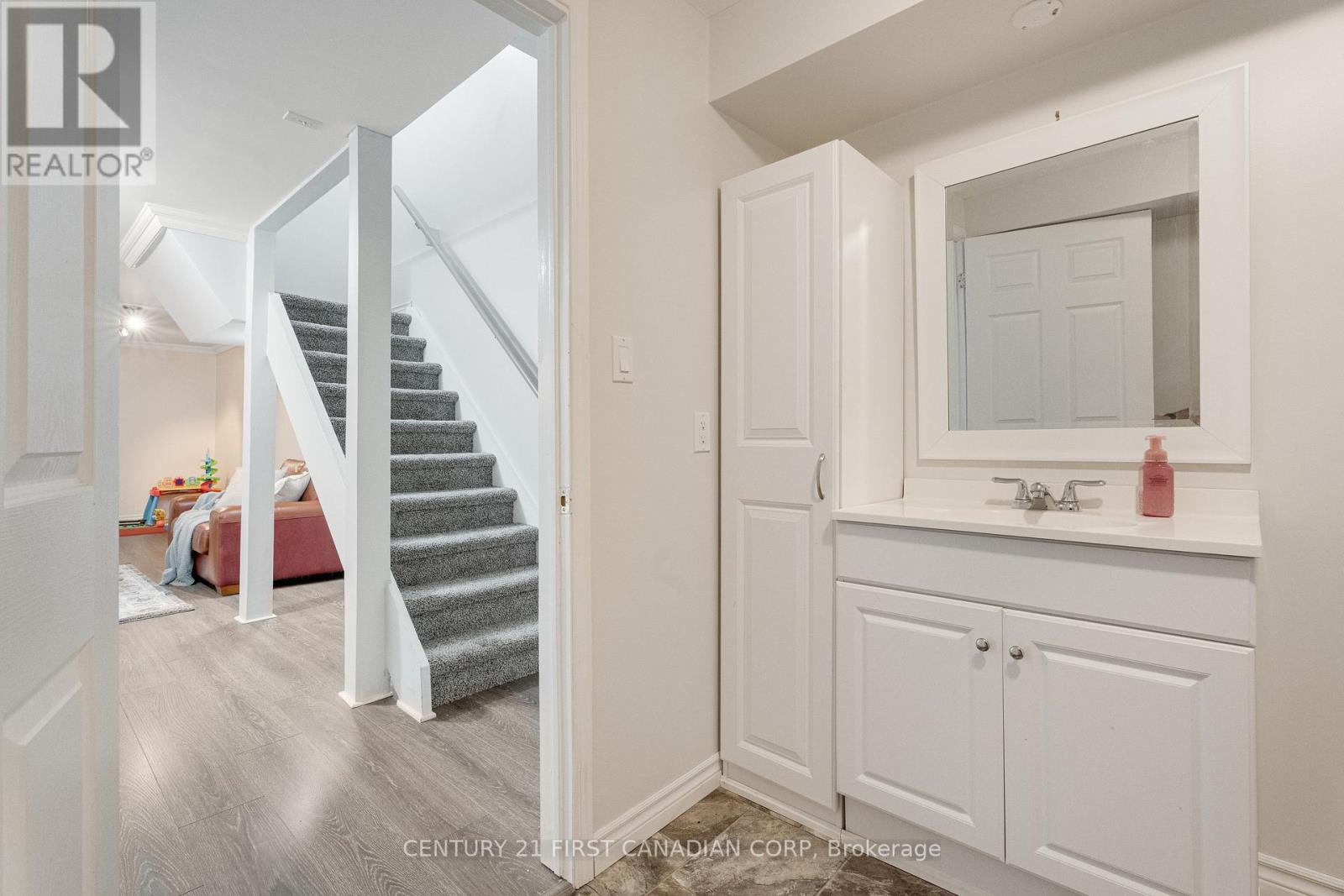 15 Mohican Drive, Woodstock, Ontario  N4T 1H4 - Photo 31 - X12913040