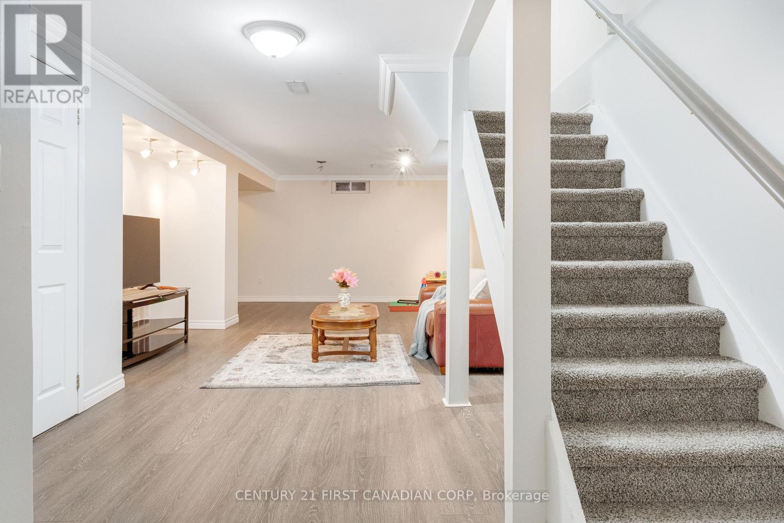 15 Mohican Drive, Woodstock, Ontario  N4T 1H4 - Photo 32 - X12913040