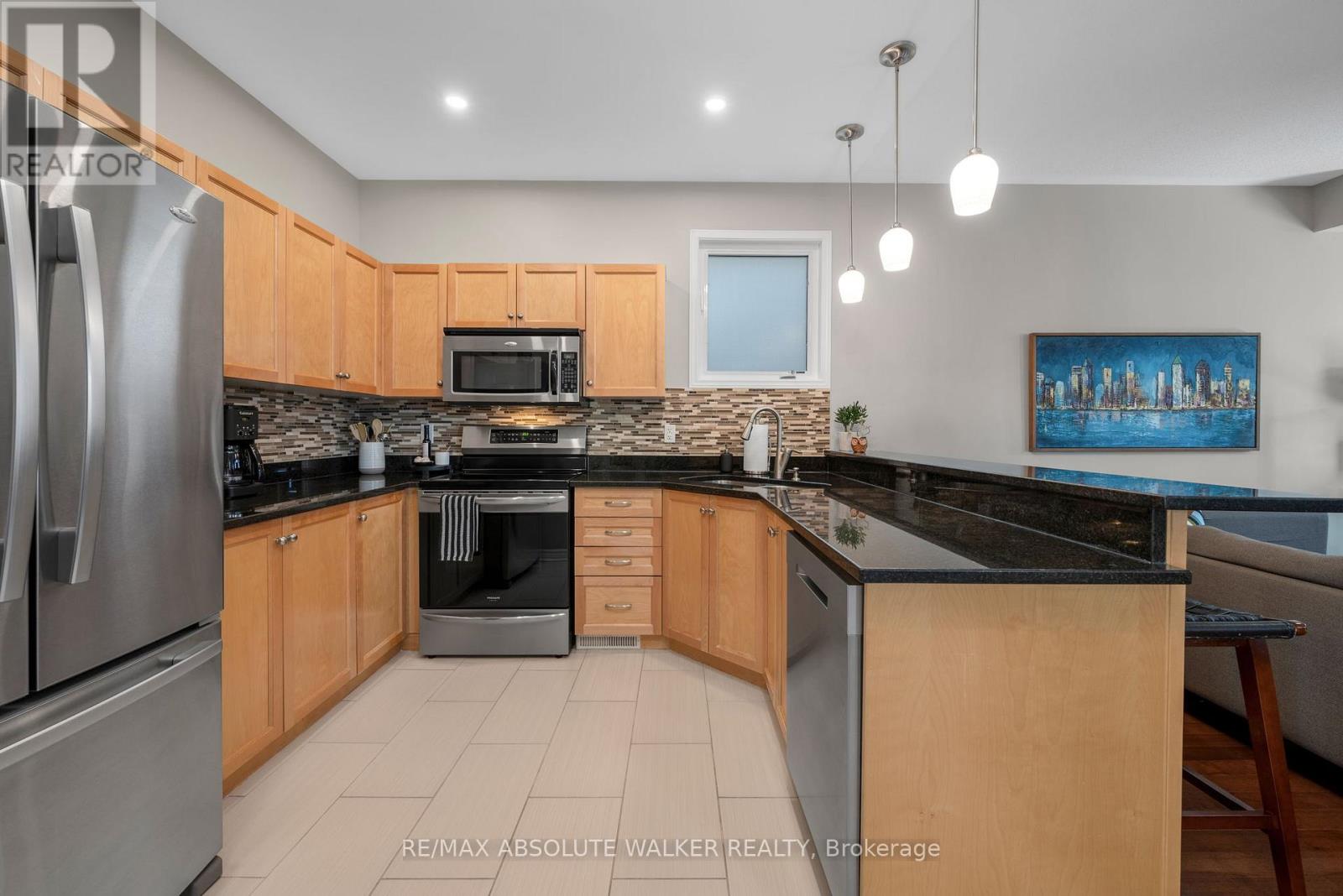 169 Streamside Crescent, Ottawa, Ontario  K2W 0A8 - Photo 17 - X12913034