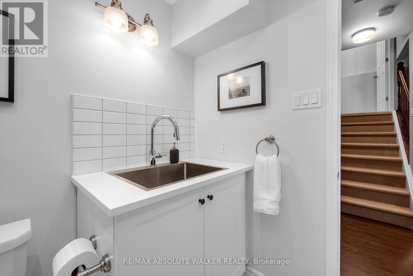 169 Streamside Crescent, Ottawa, Ontario  K2W 0A8 - Photo 43 - X12913034