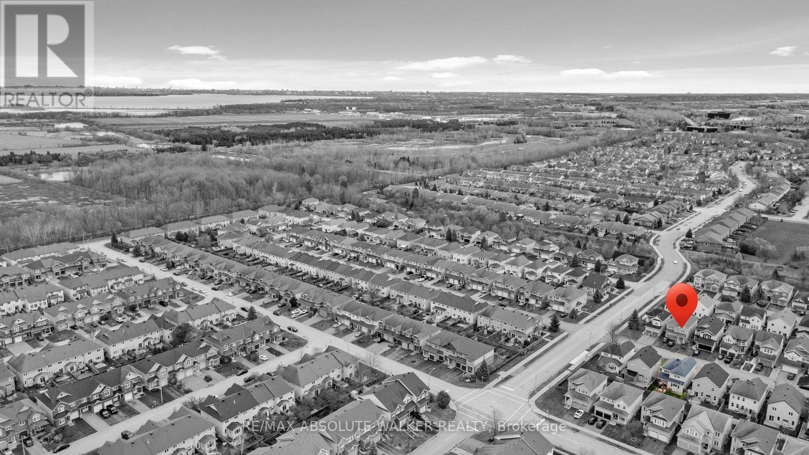 169 Streamside Crescent, Ottawa, Ontario  K2W 0A8 - Photo 6 - X12913034