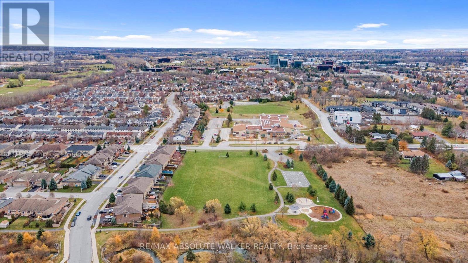 169 Streamside Crescent, Ottawa, Ontario  K2W 0A8 - Photo 8 - X12913034