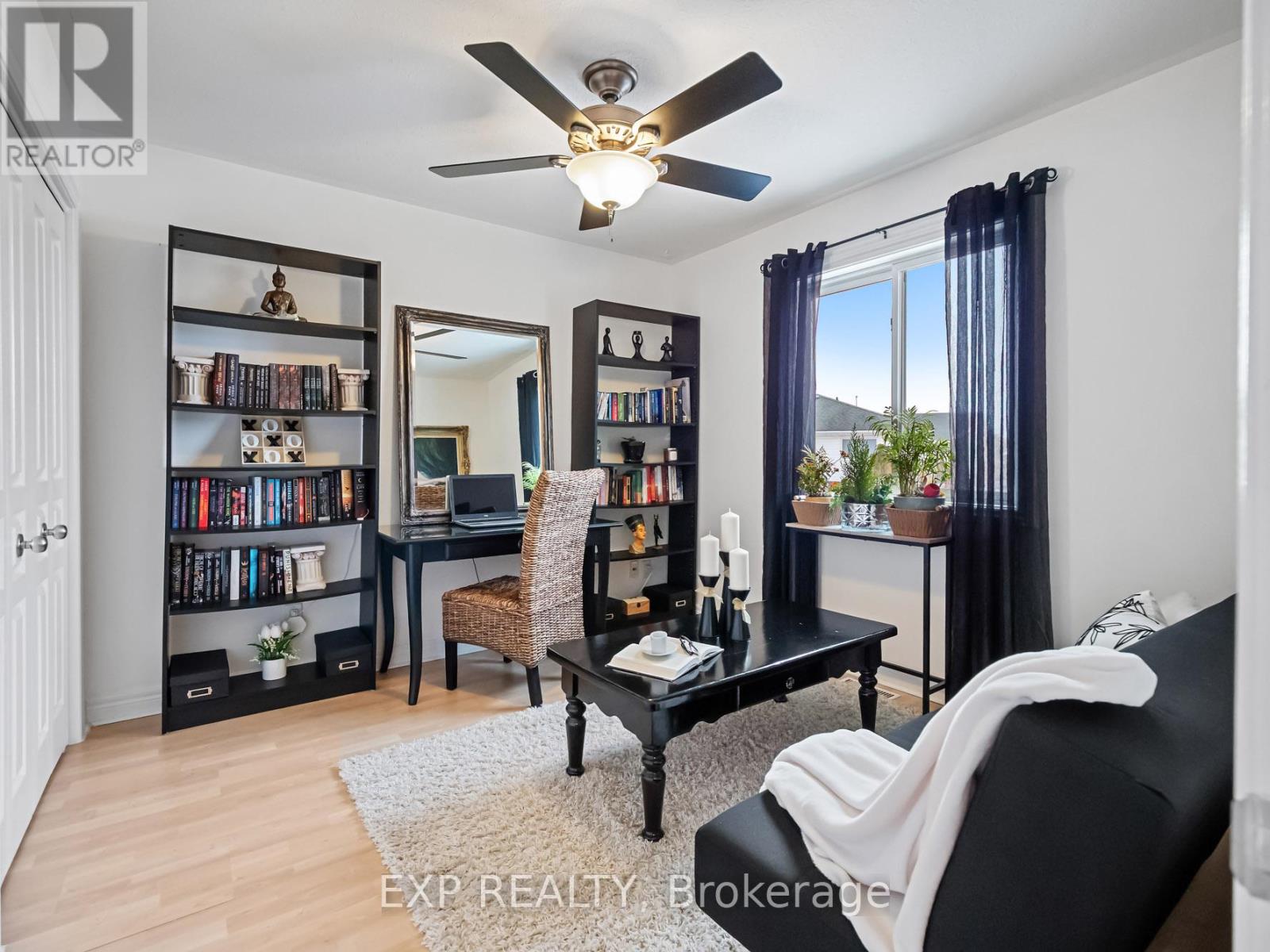 7090 Julie Drive, Niagara Falls, Ontario  L2H 3L4 - Photo 24 - X12913024