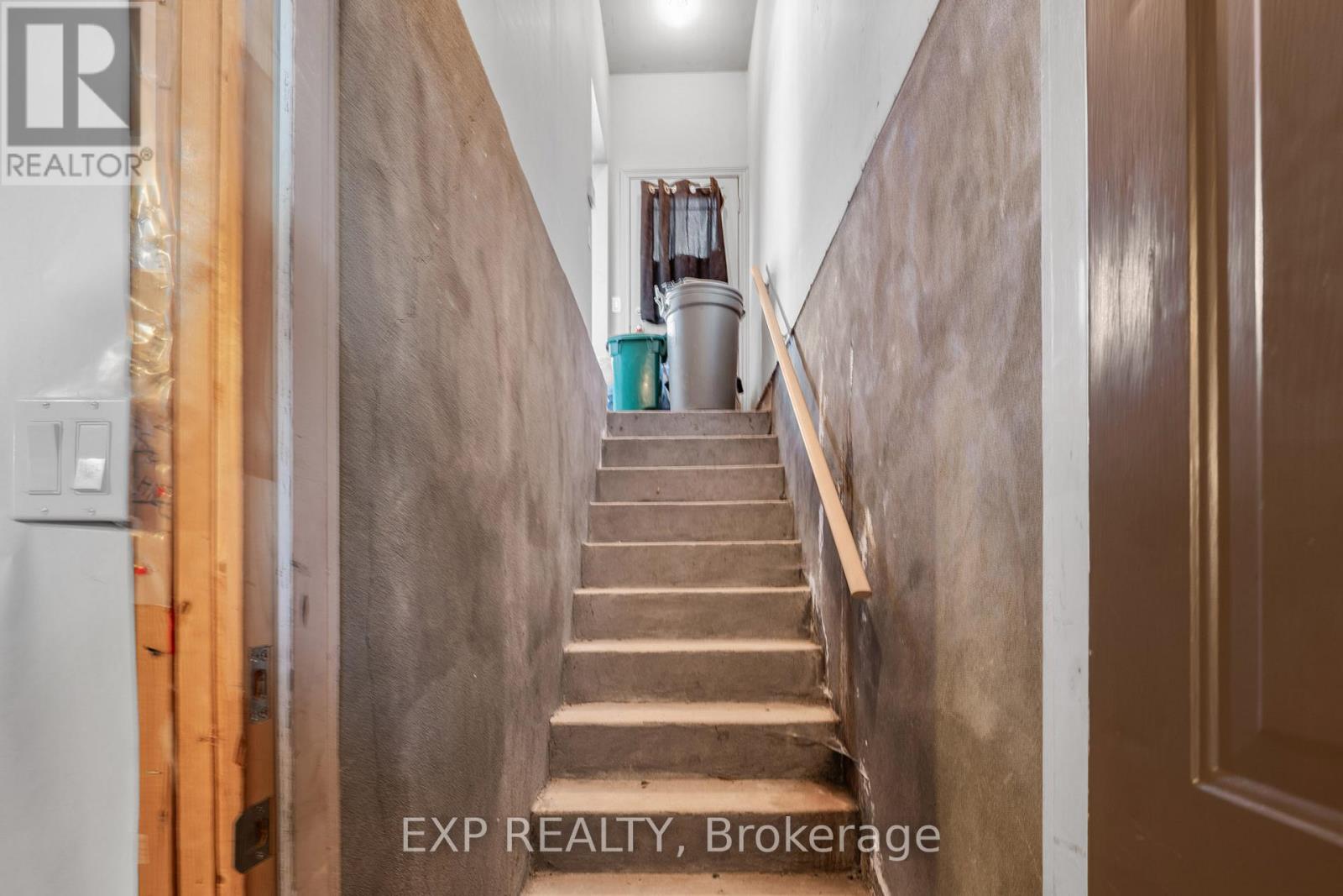 7090 Julie Drive, Niagara Falls, Ontario  L2H 3L4 - Photo 30 - X12913024