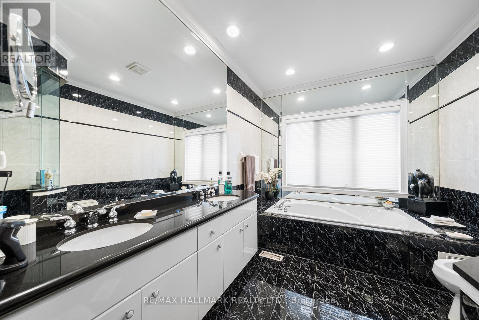 51 Bowan Court, Toronto, Ontario  M2K 3A7 - Photo 28 - C12913022