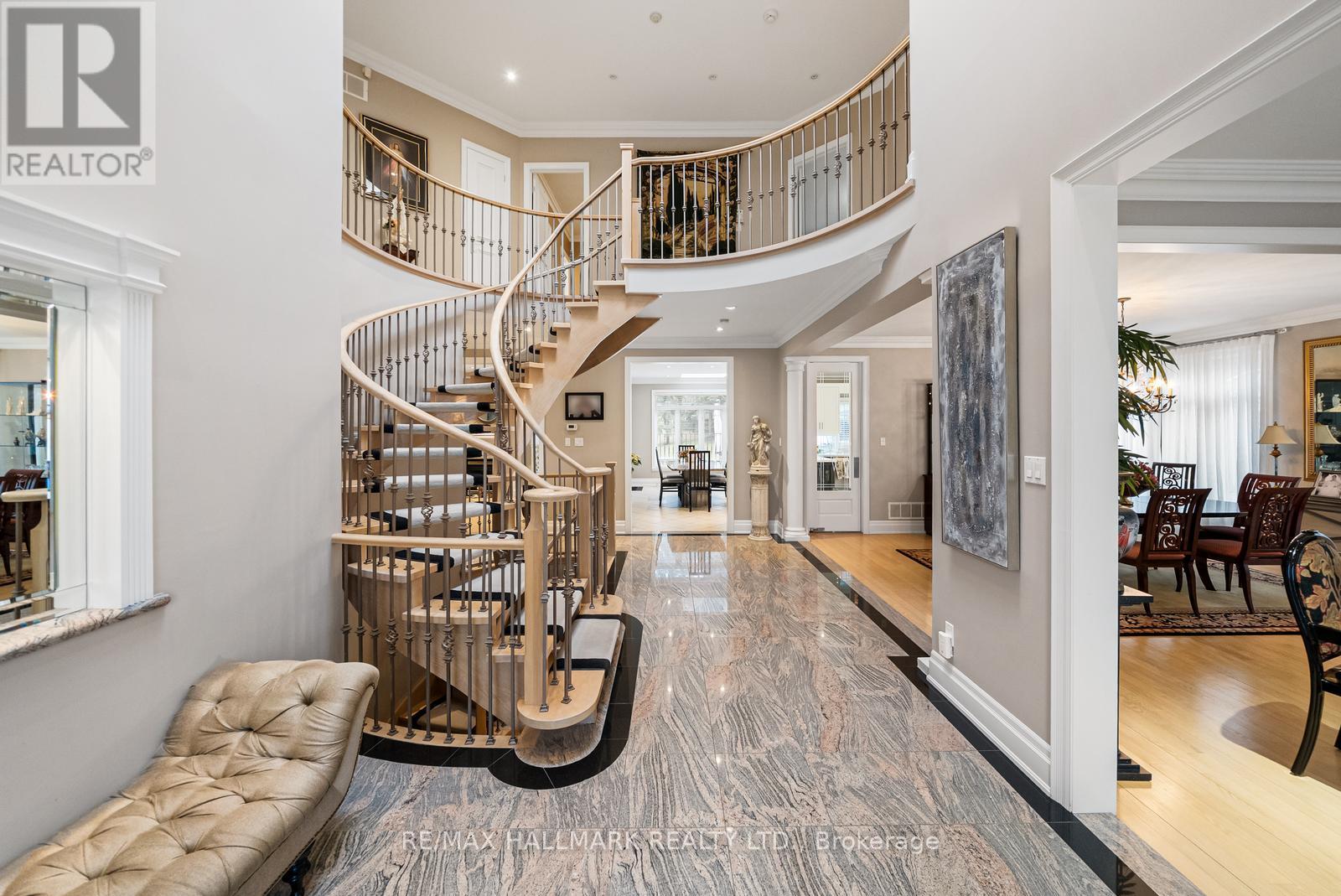 51 Bowan Court, Toronto, Ontario  M2K 3A7 - Photo 5 - C12913022