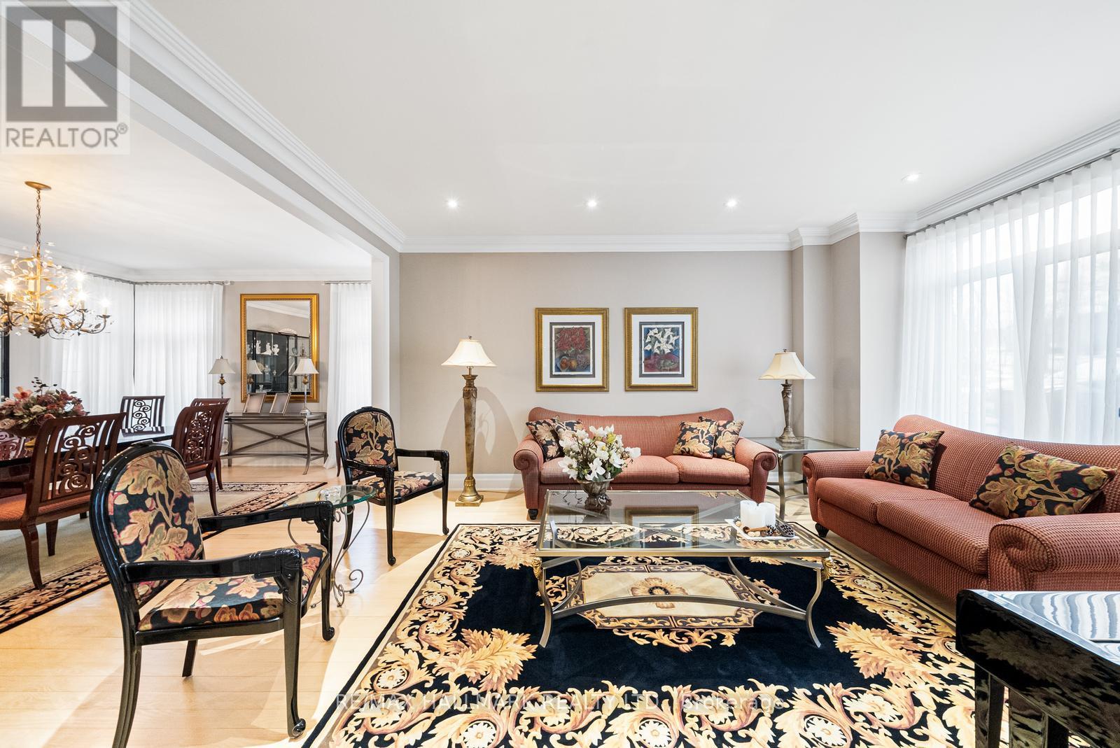 51 Bowan Court, Toronto, Ontario  M2K 3A7 - Photo 7 - C12913022