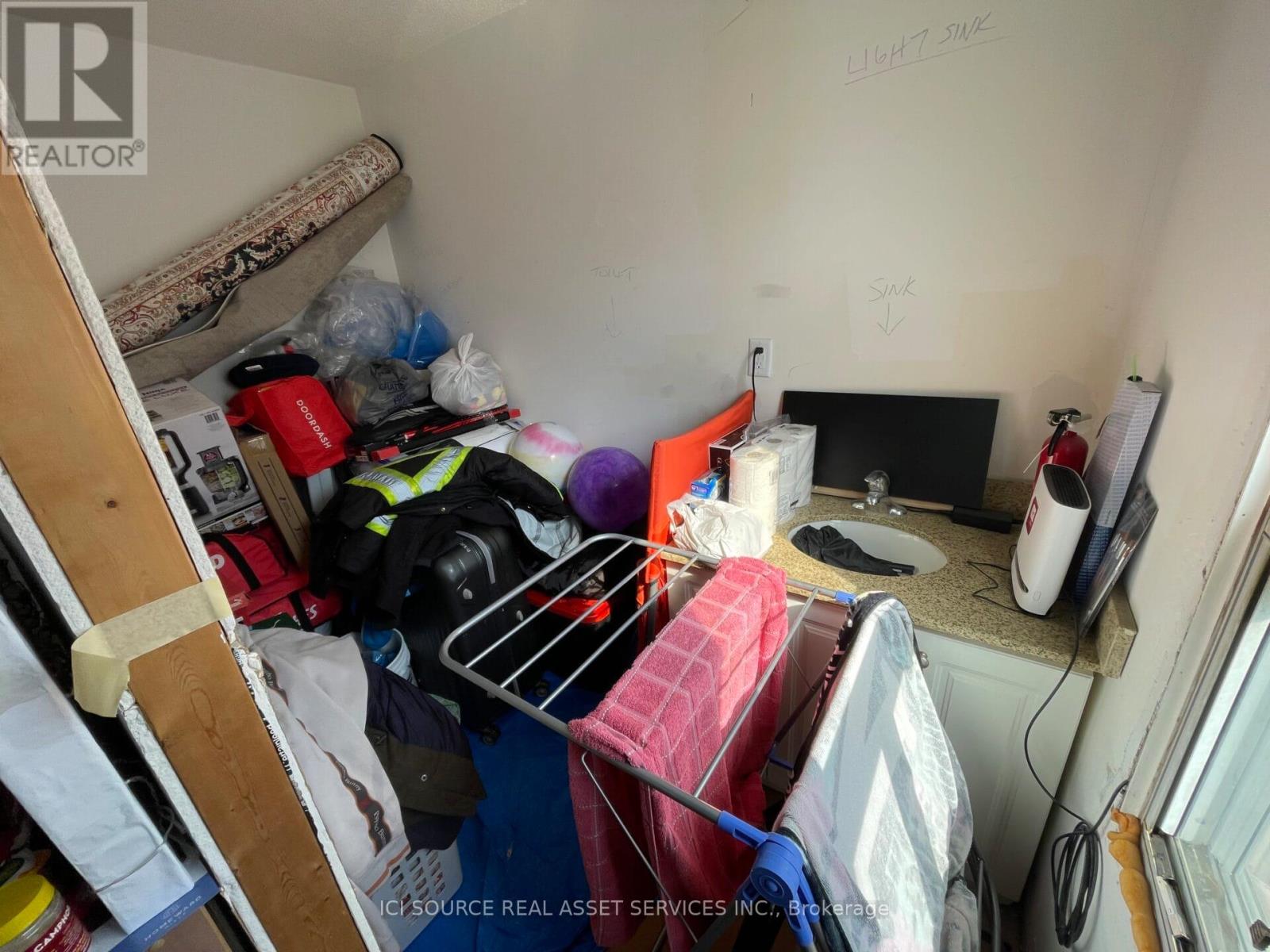 547 Montrave Avenue, Oshawa, Ontario  L1J 4S8 - Photo 12 - E12913014