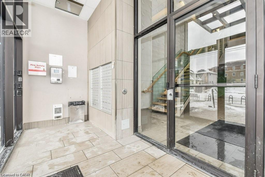 8 Hickory Street Unit# 1002, Waterloo, Ontario  N2L 3H6 - Photo 2 - 40814478