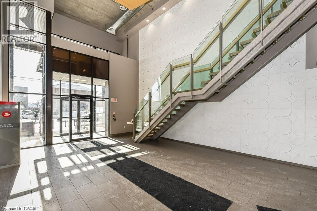 8 Hickory Street Unit# 1002, Waterloo, Ontario  N2L 3H6 - Photo 4 - 40814478