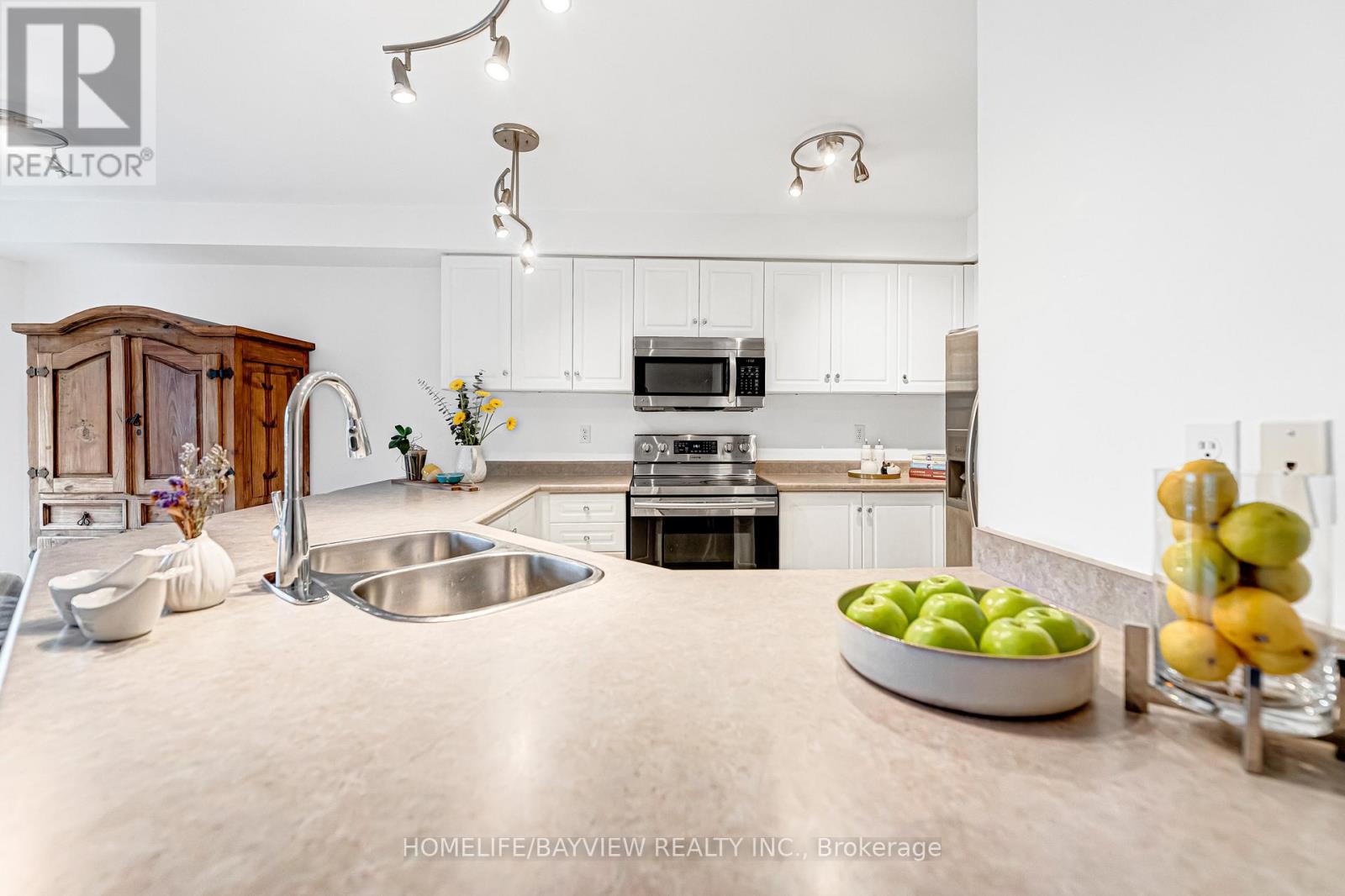 515 Rourke Place, Newmarket, Ontario  L3Y 8S9 - Photo 24 - N12913020