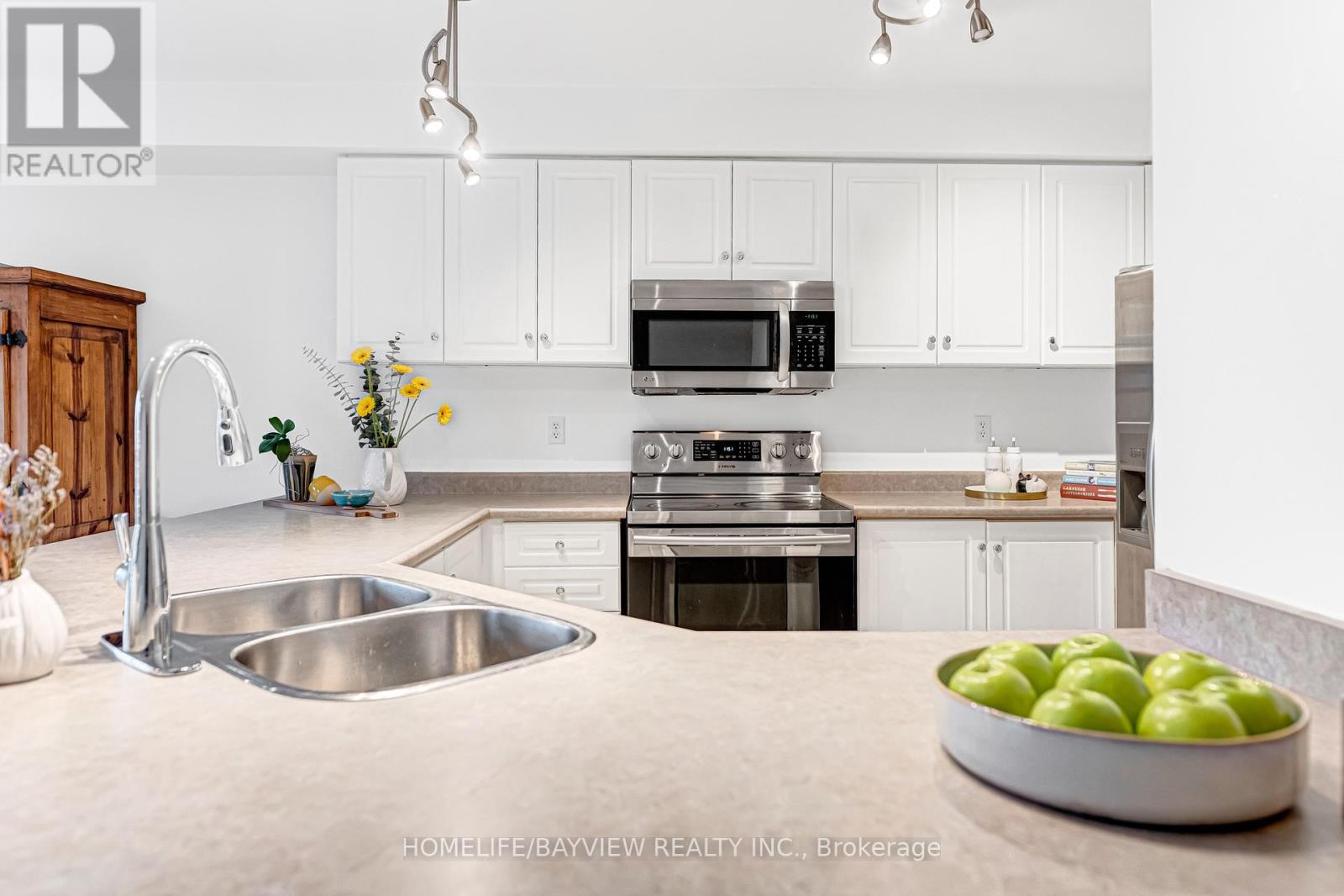 515 Rourke Place, Newmarket, Ontario  L3Y 8S9 - Photo 25 - N12913020