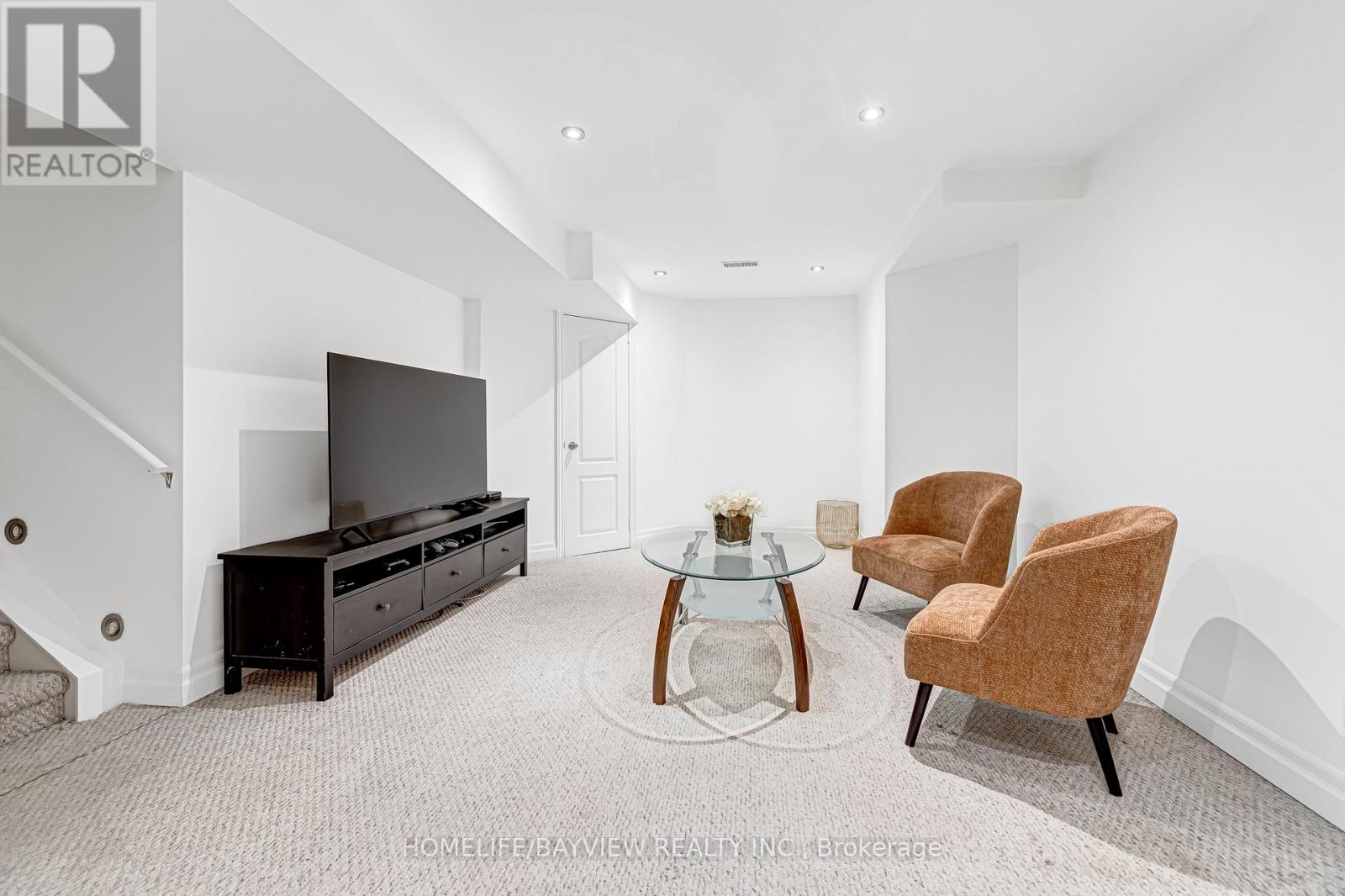 515 Rourke Place, Newmarket, Ontario  L3Y 8S9 - Photo 44 - N12913020