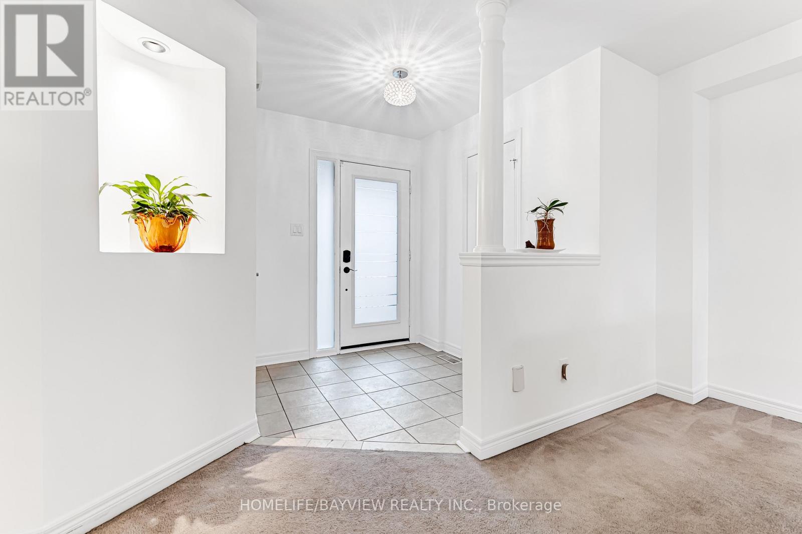 515 Rourke Place, Newmarket, Ontario  L3Y 8S9 - Photo 5 - N12913020