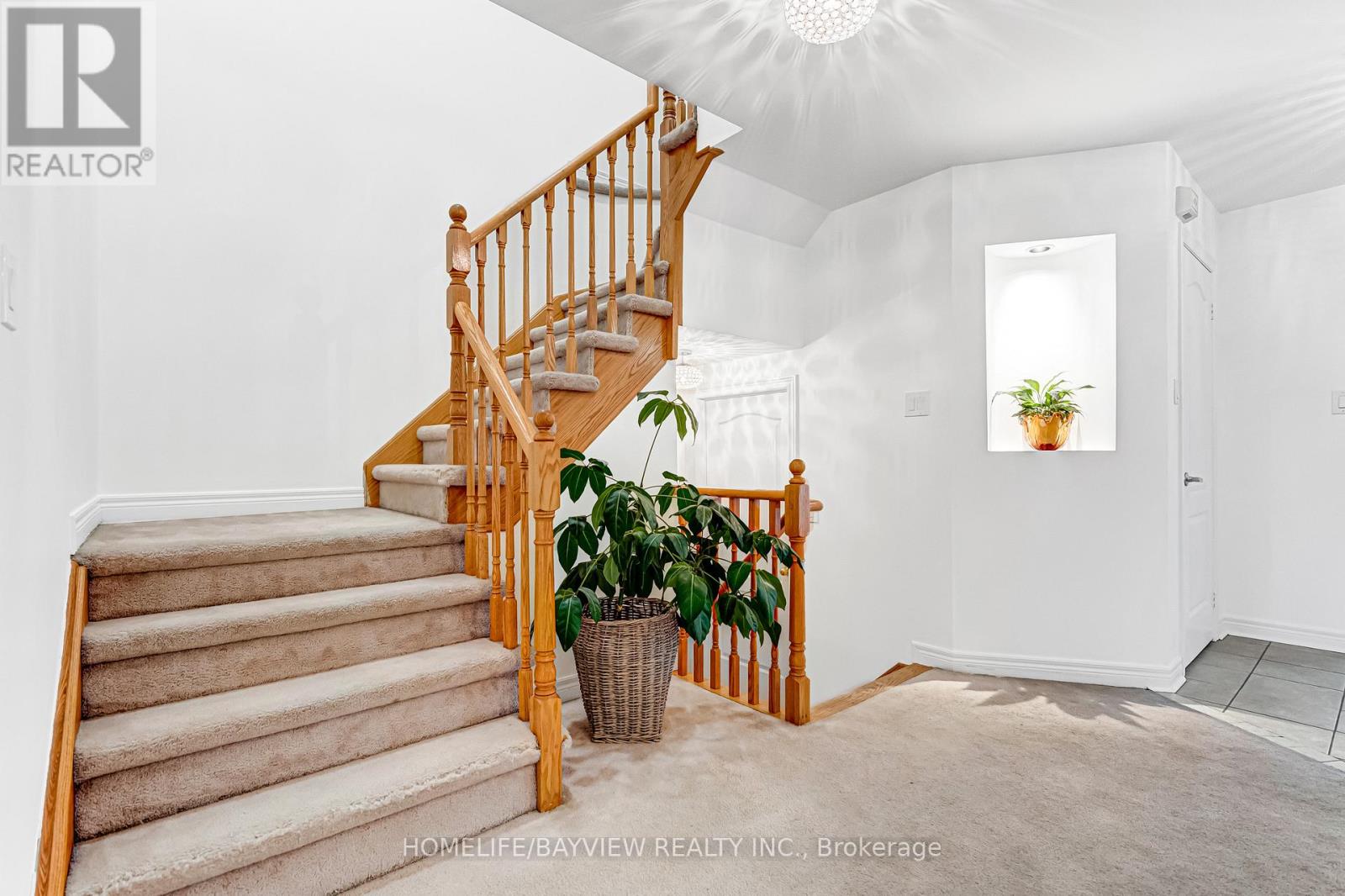 515 Rourke Place, Newmarket, Ontario  L3Y 8S9 - Photo 7 - N12913020