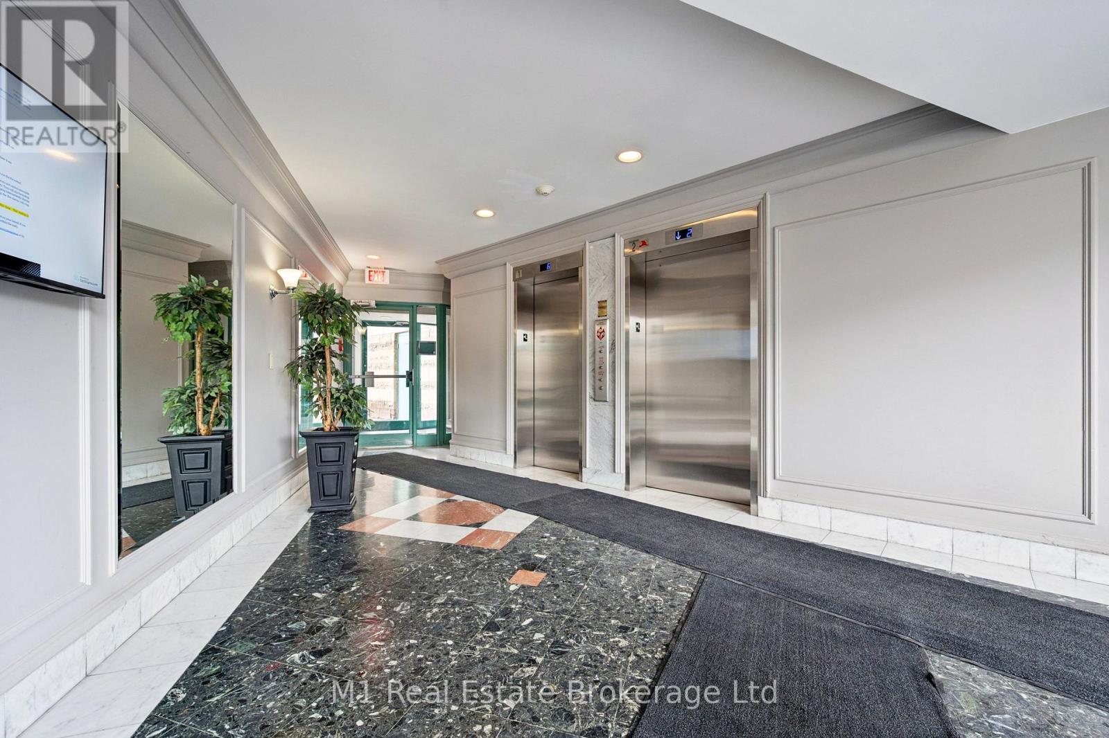 Ph2 - 55 Blue Springs Drive, Waterloo, Ontario N2J 4T3 - Photo 11 - X12913032