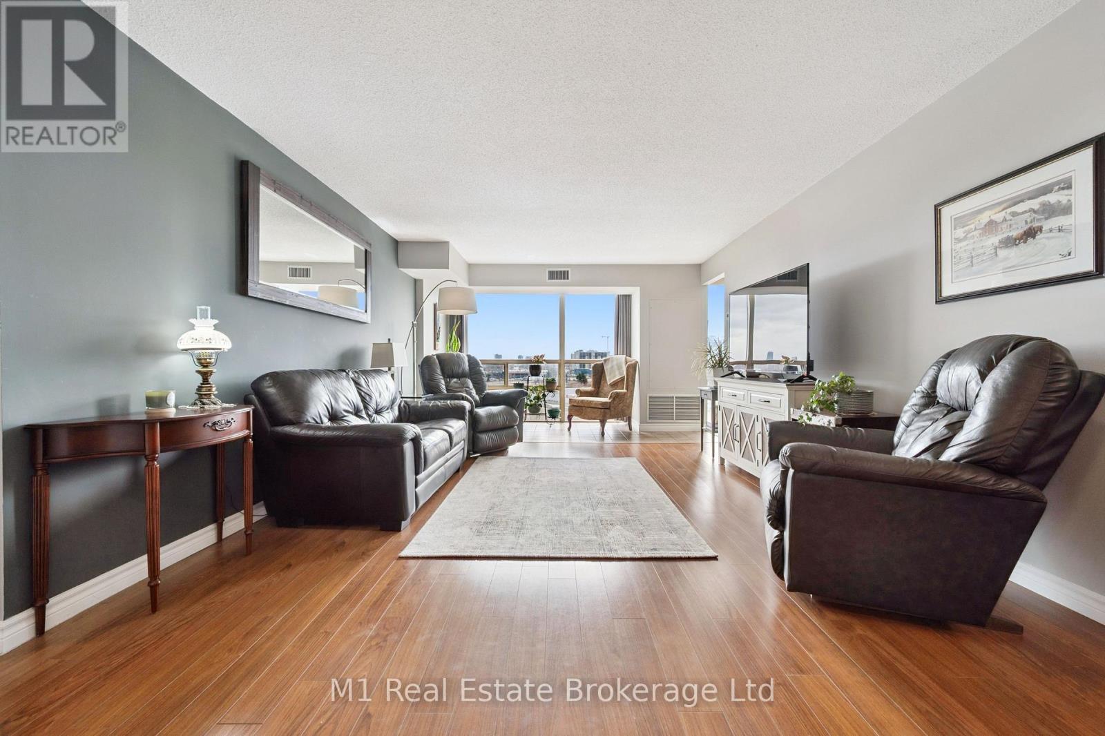 Ph2 - 55 Blue Springs Drive, Waterloo, Ontario N2J 4T3 - Photo 13 - X12913032