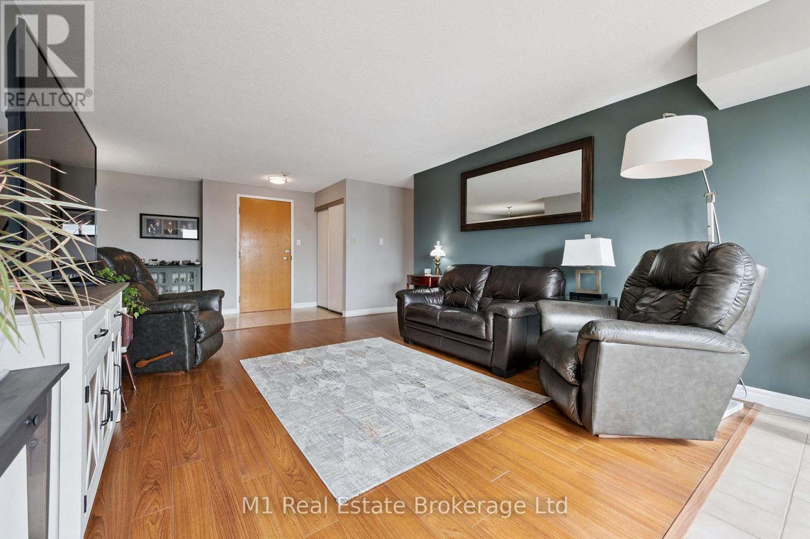 Ph2 - 55 Blue Springs Drive, Waterloo, Ontario N2J 4T3 - Photo 16 - X12913032