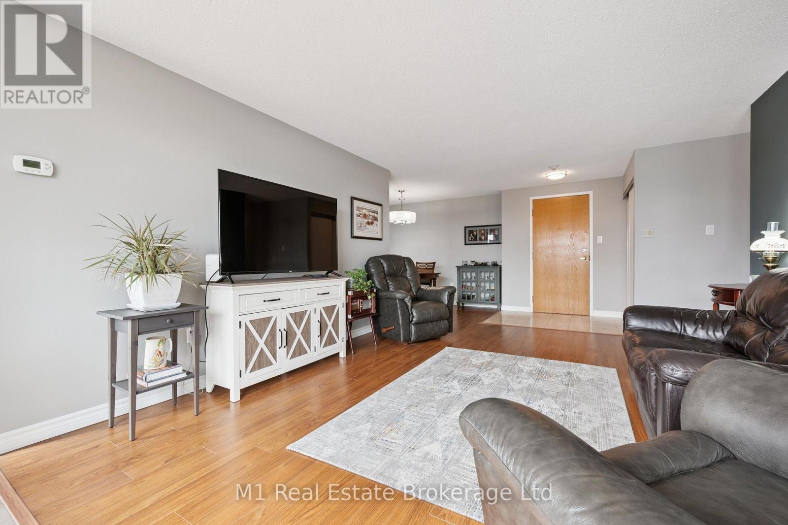 Ph2 - 55 Blue Springs Drive, Waterloo, Ontario N2J 4T3 - Photo 17 - X12913032