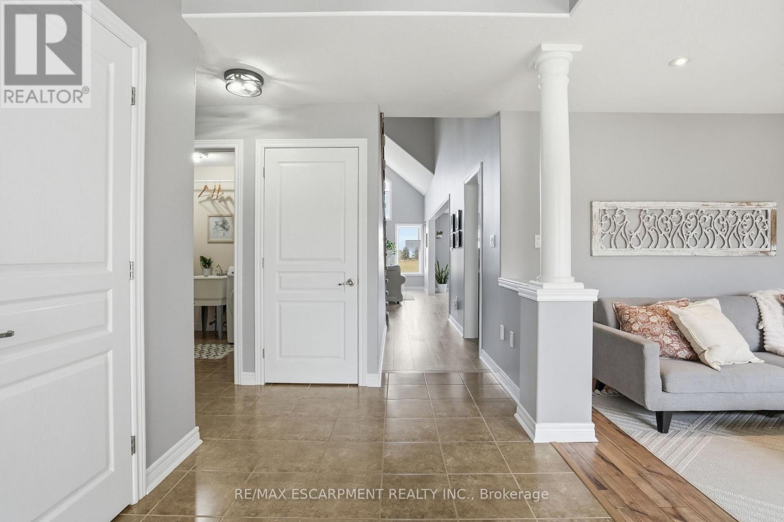 160 Festival Way, Hamilton, Ontario  L0R 1C0 - Photo 20 - X12913038