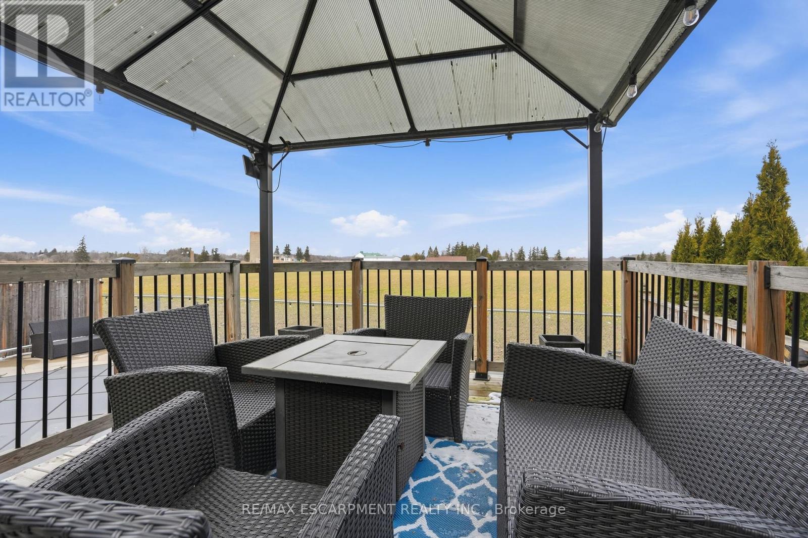 160 Festival Way, Hamilton, Ontario  L0R 1C0 - Photo 42 - X12913038