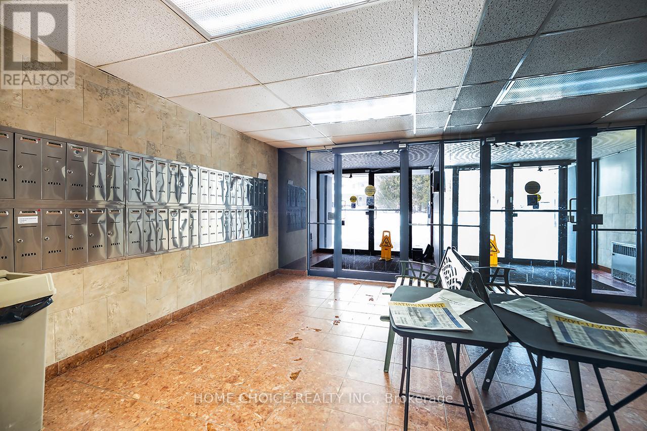 412 - 454 Centre Street, Oshawa, Ontario  L1H 4C2 - Photo 4 - E12609878