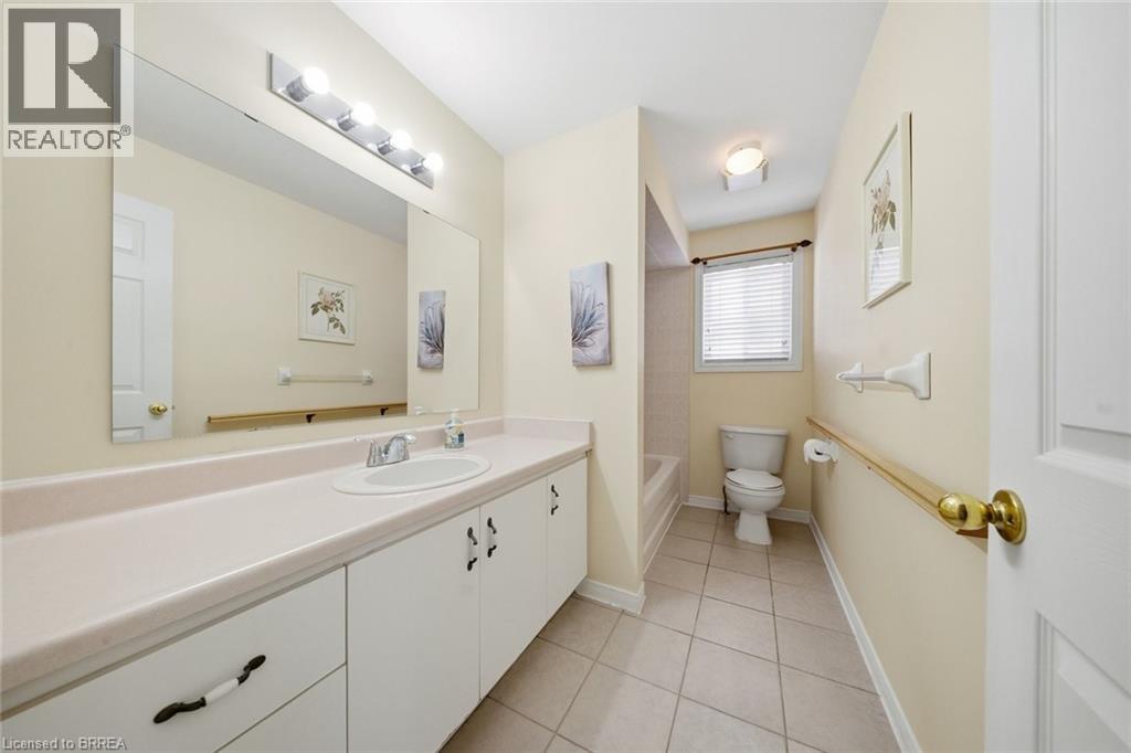 34 Tallman Street, Stoney Creek, Ontario  L8E 5Y2 - Photo 13 - 40814198