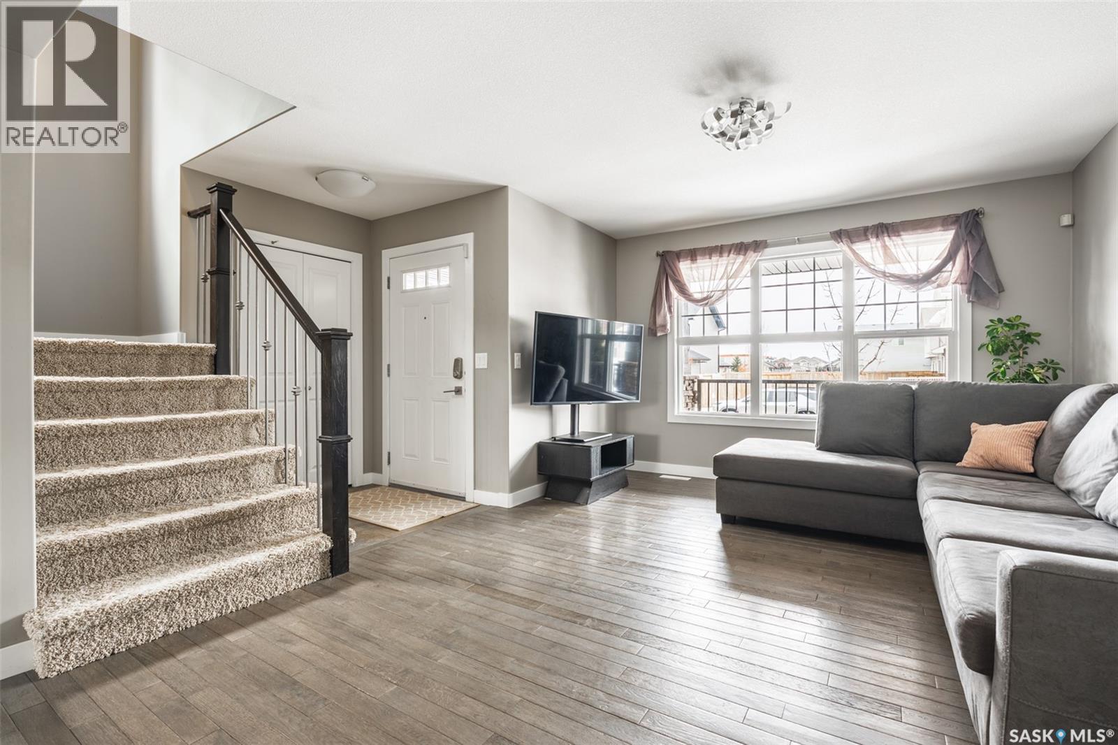 158 Childers Crescent, Saskatoon, Saskatchewan  S7L 4L1 - Photo 5 - SK031139