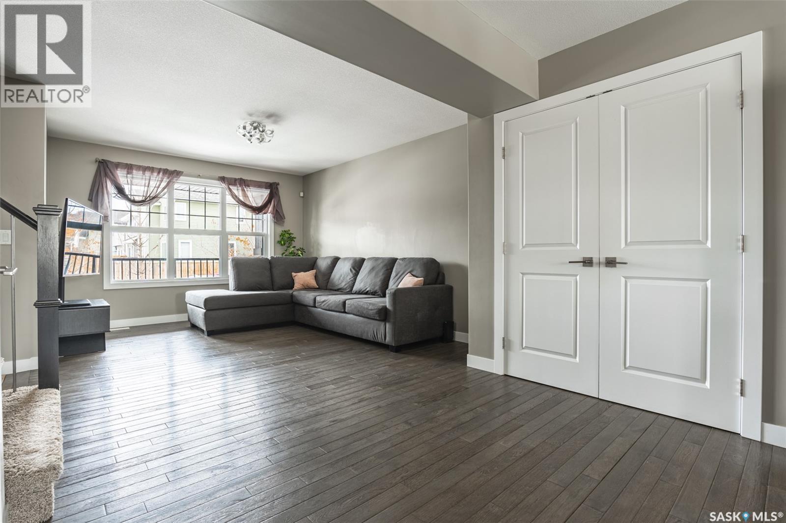 158 Childers Crescent, Saskatoon, Saskatchewan  S7L 4L1 - Photo 8 - SK031139