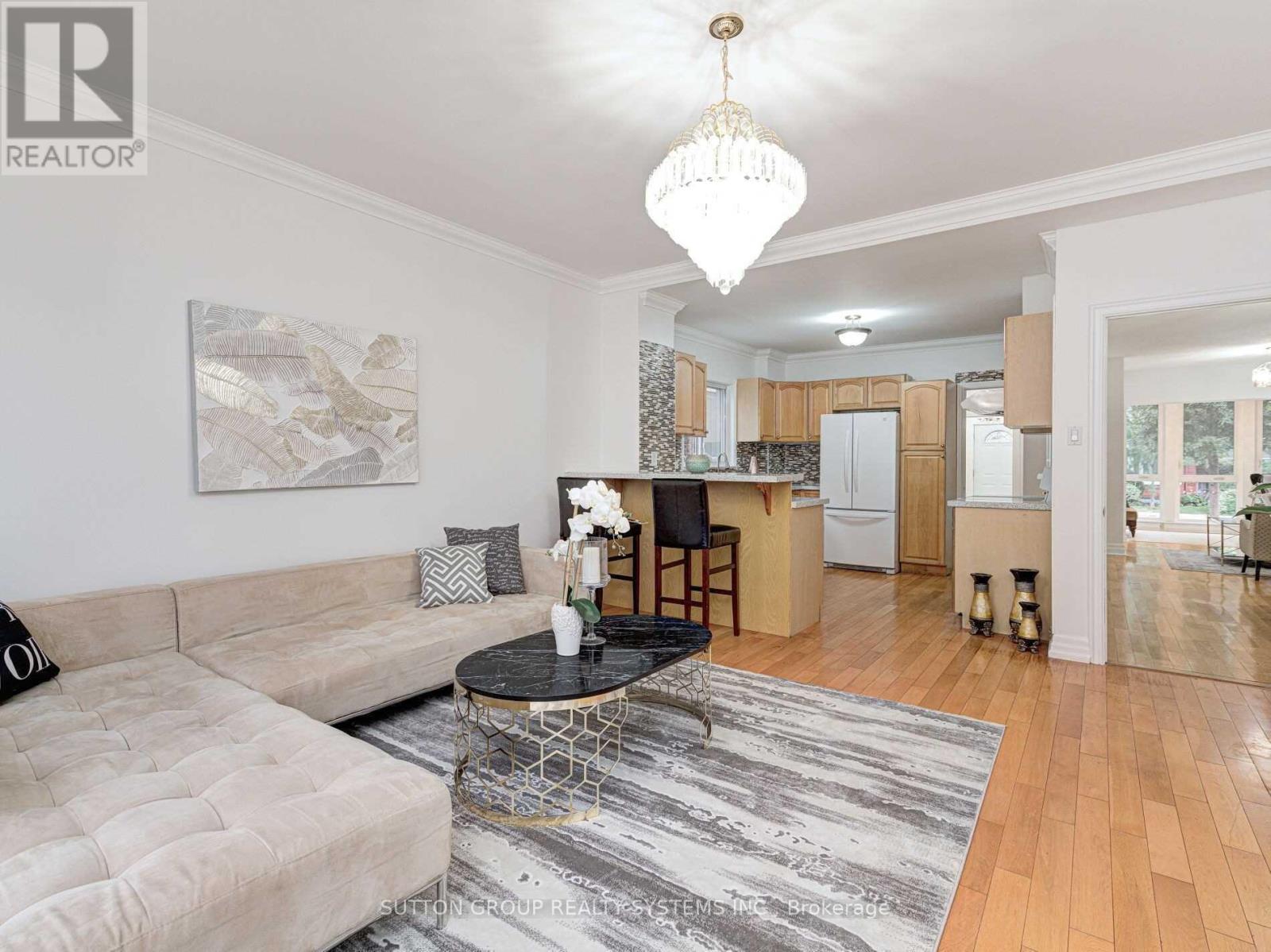 Upper Level - 83 Dawes Road, Toronto, Ontario  M4C 5B2 - Photo 24 - E12904388