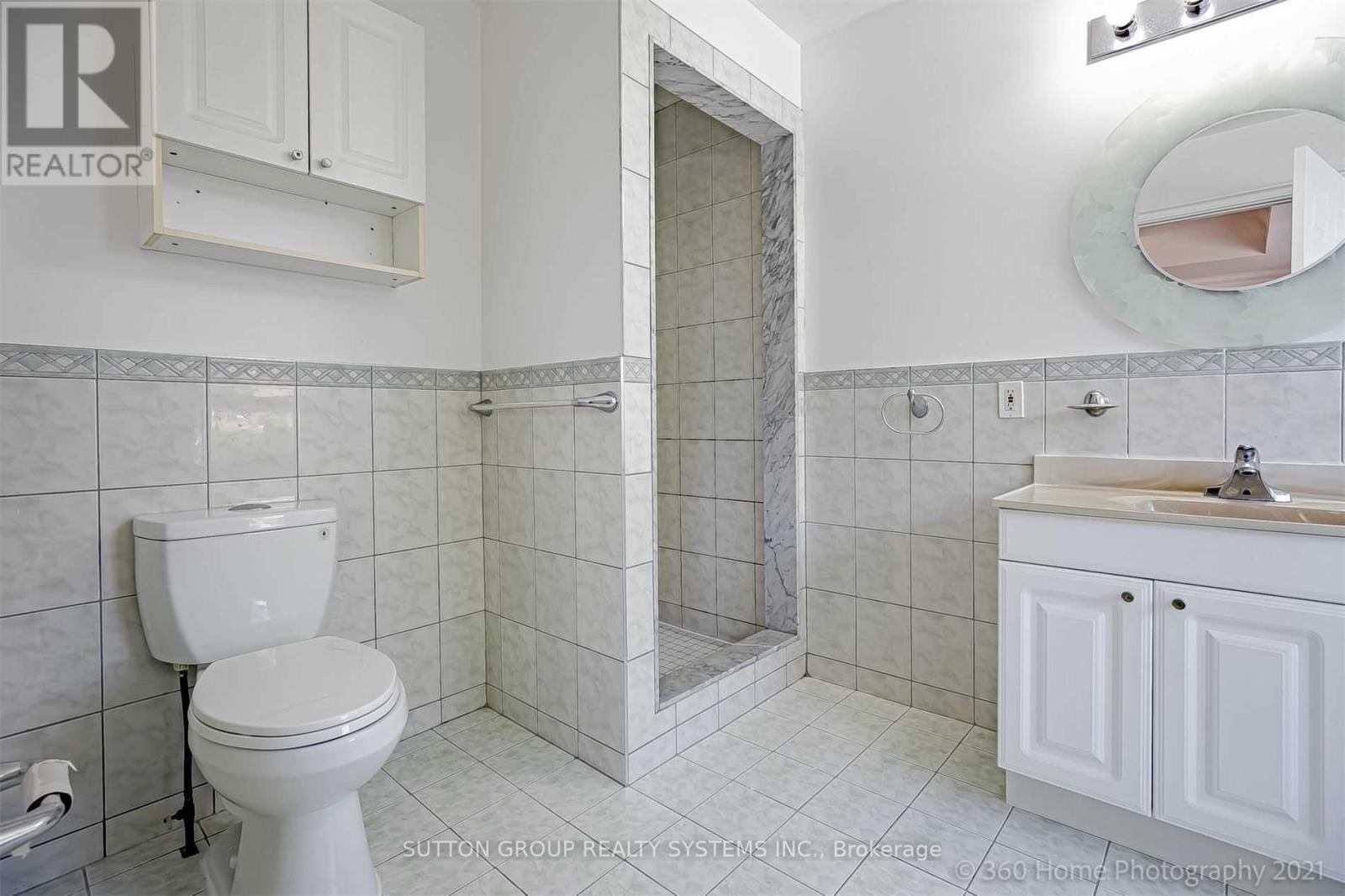 Upper Level - 83 Dawes Road, Toronto, Ontario  M4C 5B2 - Photo 15 - E12904388