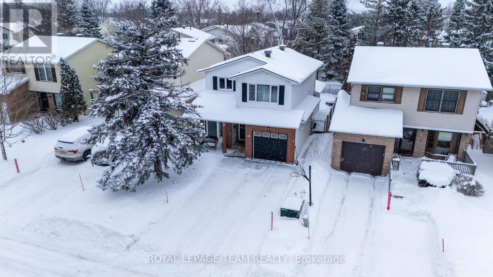 118 Seabrooke Drive, Ottawa, Ontario  K2L 2R4 - Photo 4 - X12734934