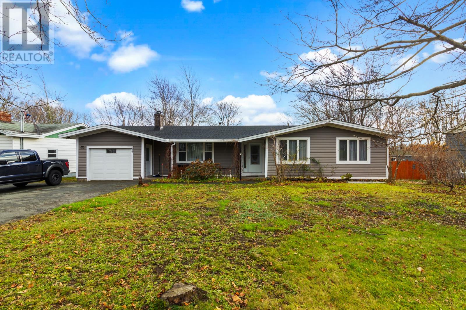 637 Topsail Road, St. John's, Newfoundland & Labrador