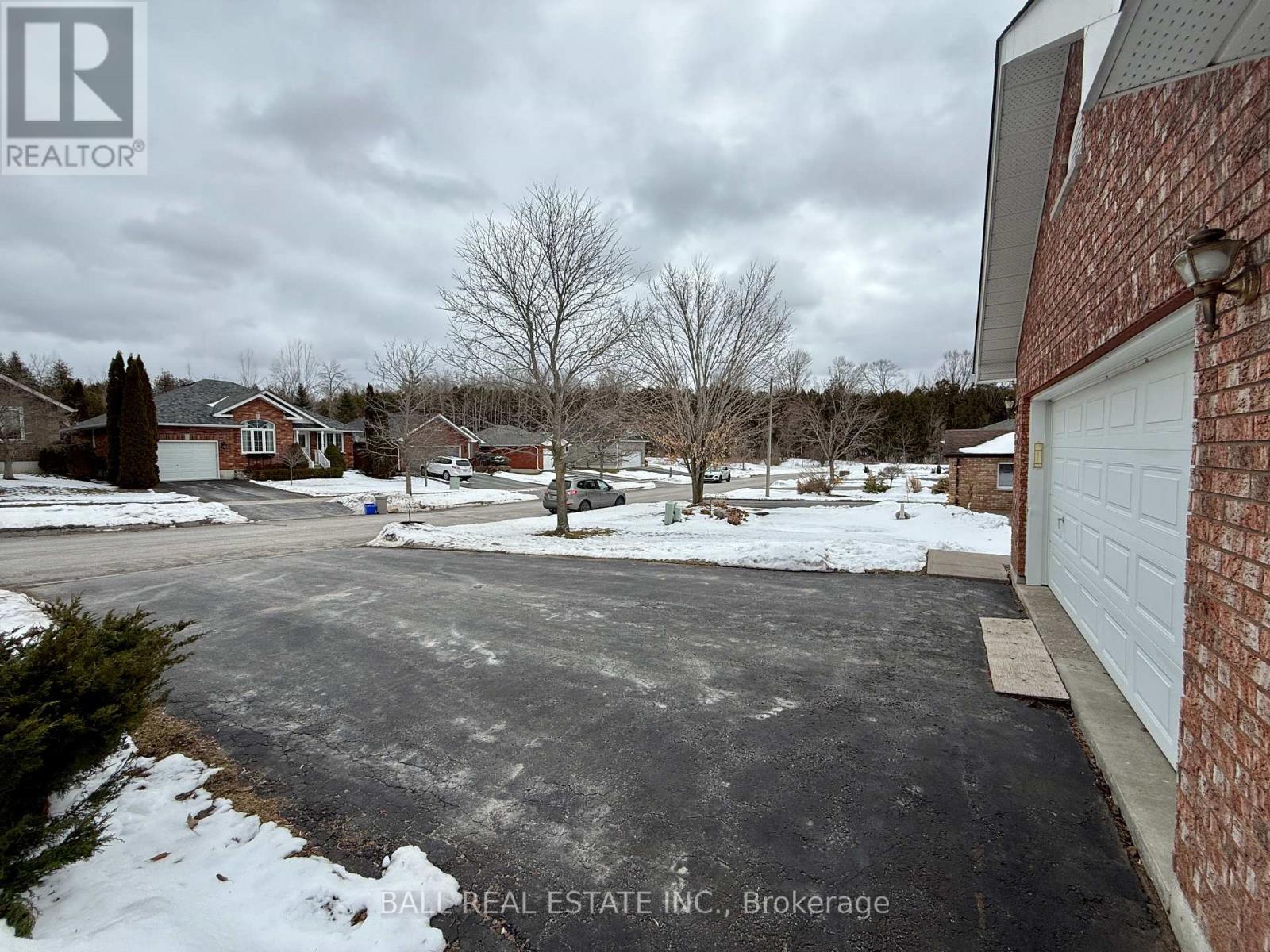 9 Francis Street, Selwyn, Ontario  K0L 2H0 - Photo 6 - X12913104