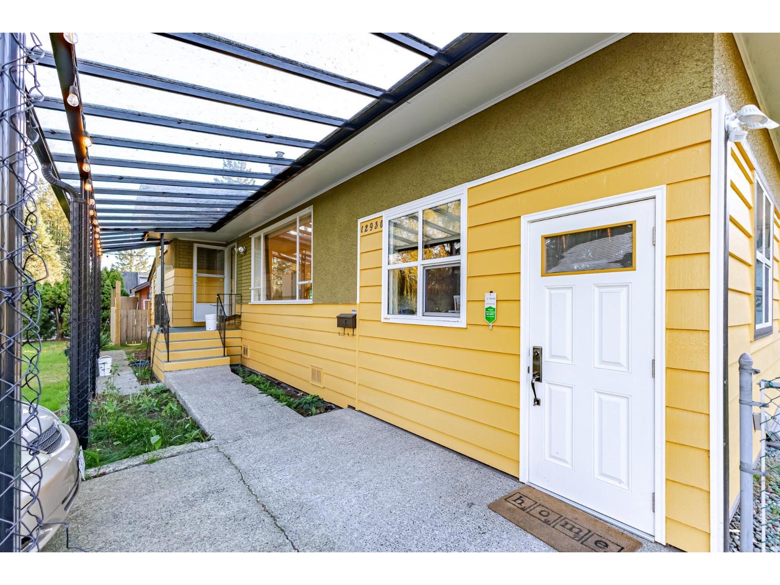 12930 Old Yale Road, Surrey, British Columbia  V3T 3B7 - Photo 3 - R3102753