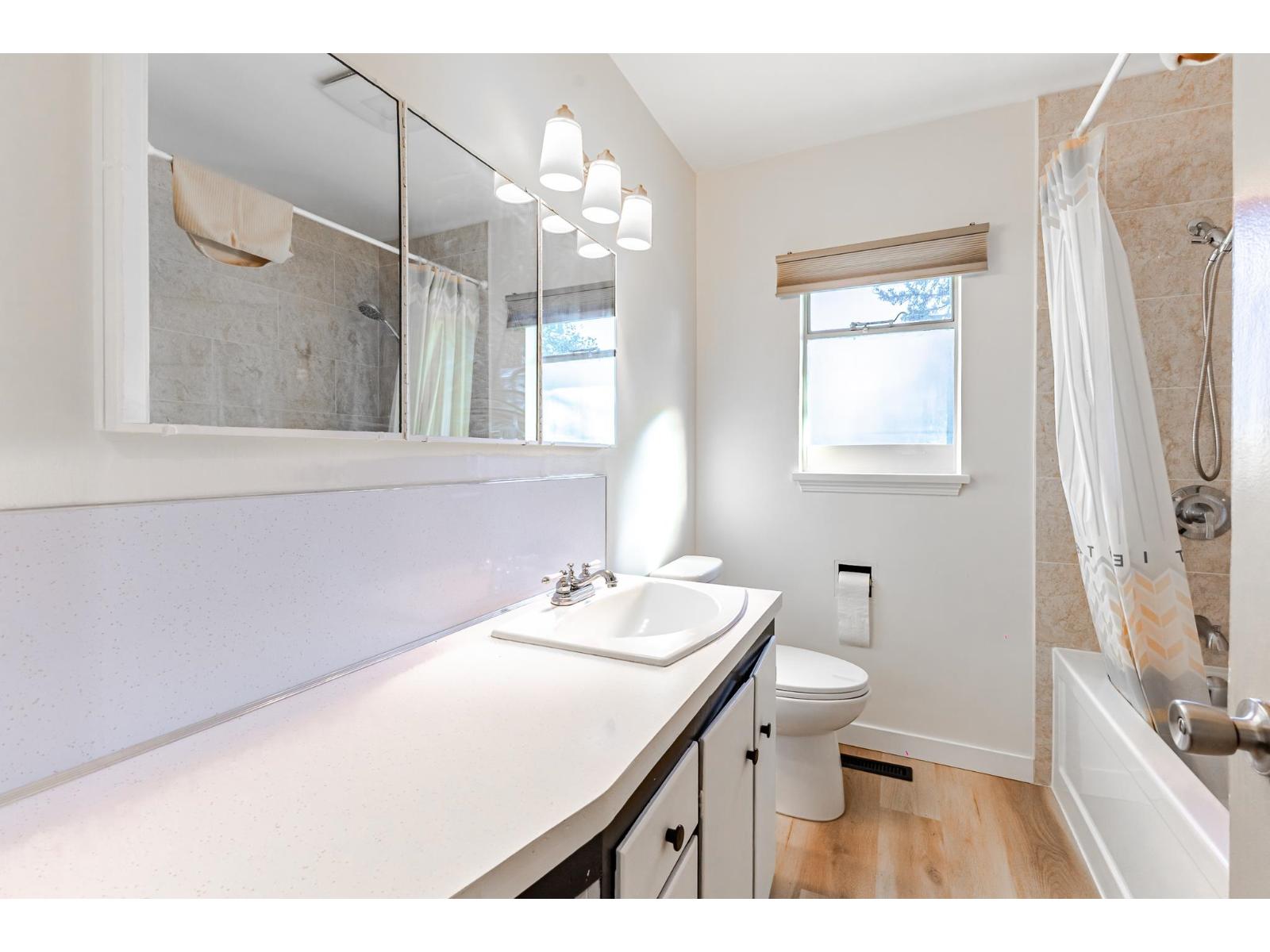 12930 Old Yale Road, Surrey, British Columbia  V3T 3B7 - Photo 19 - R3102753