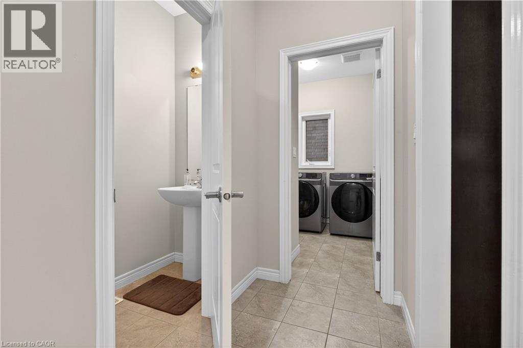 79 Dolomiti Court, Hamilton, Ontario  L0R 1P0 - Photo 21 - 40806336